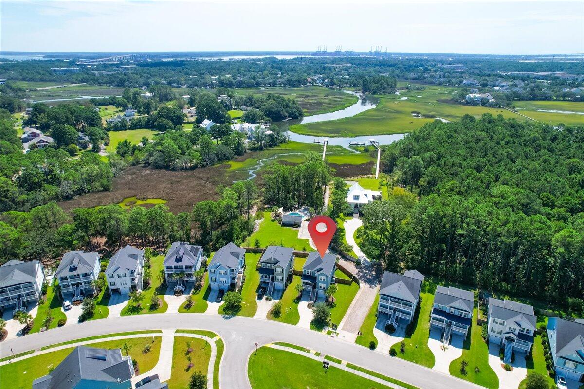 Property image 3 of 414 Amalie Farms Drive in St. Thomas Preserve, Charleston, SC 29492
