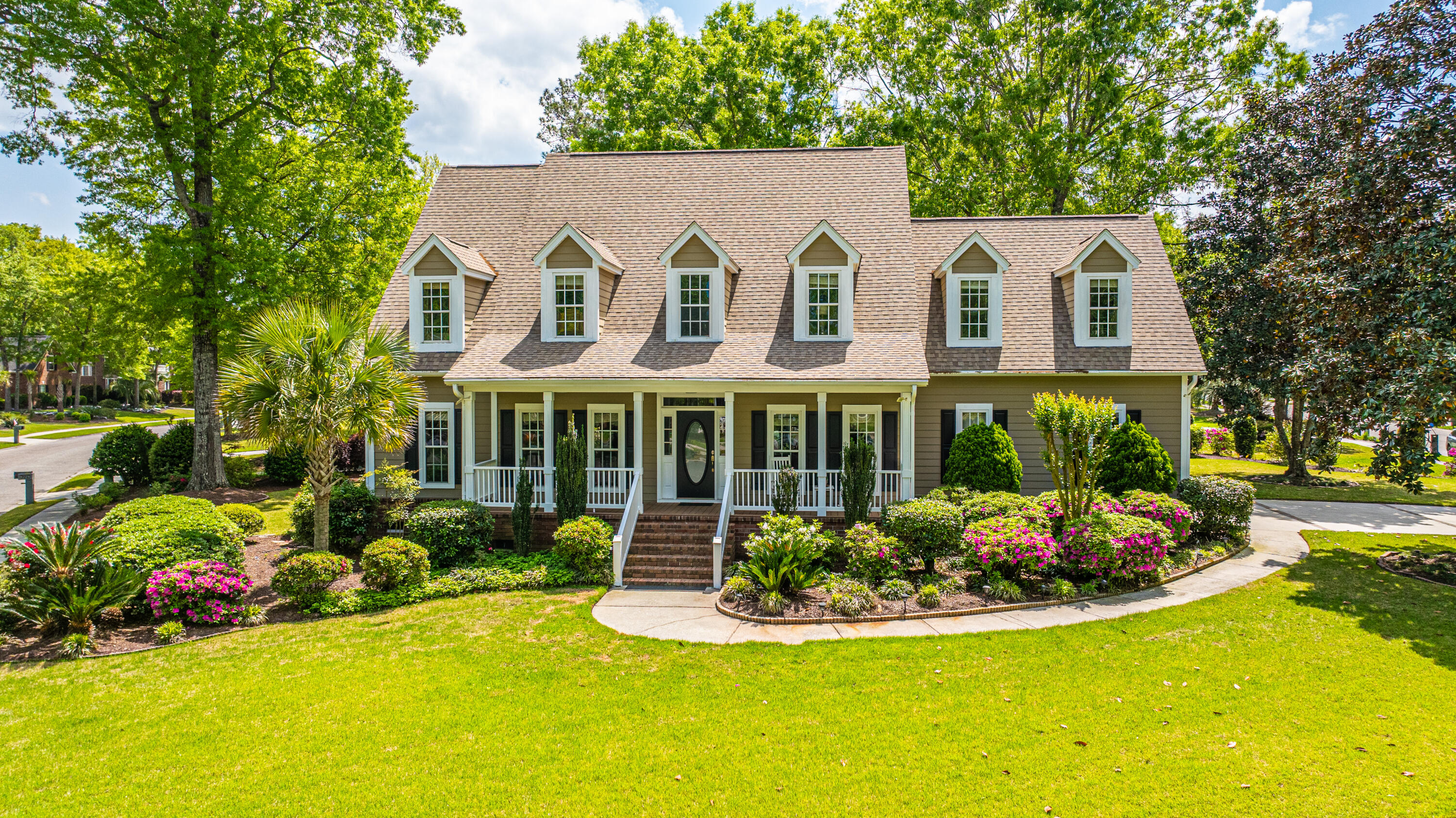 Property image 2 of 4403 Wild Thicket Lane in Coosaw Creek Country Club, North Charleston, SC 29420