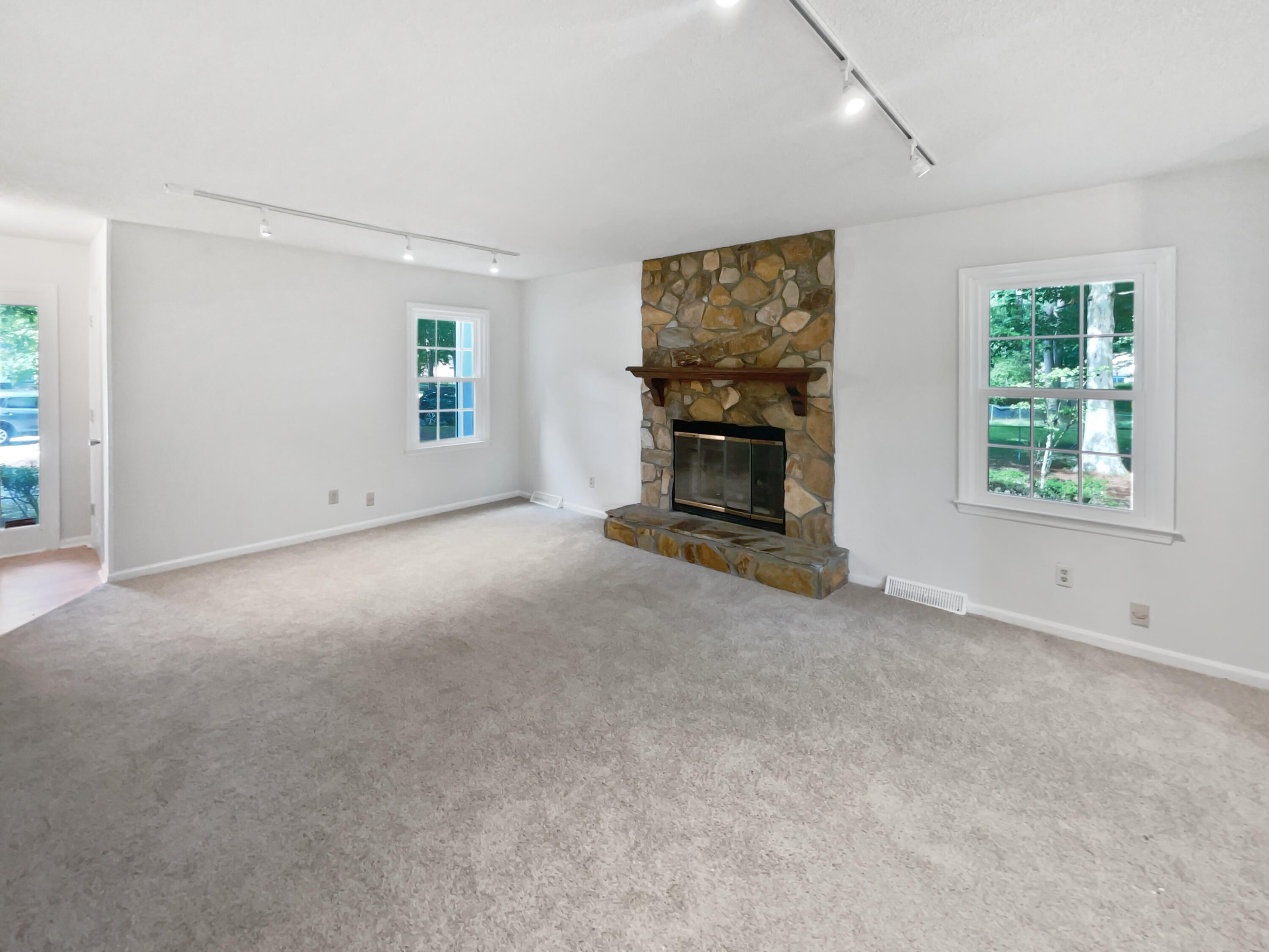 Property image 3 of 109 Evance Court in Irongate, Summerville, SC 29485