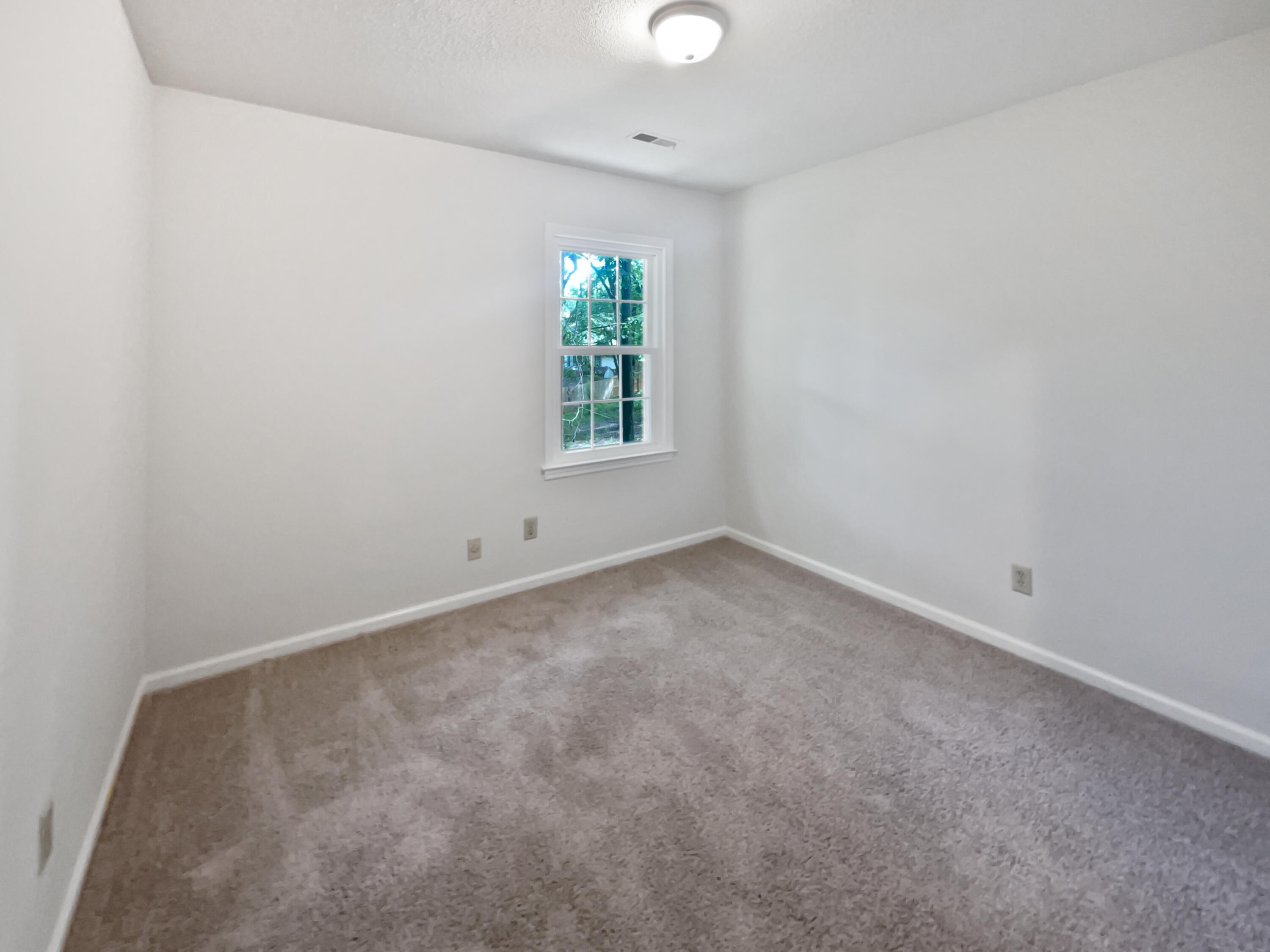 Property image 5 of 109 Evance Court in Irongate, Summerville, SC 29485