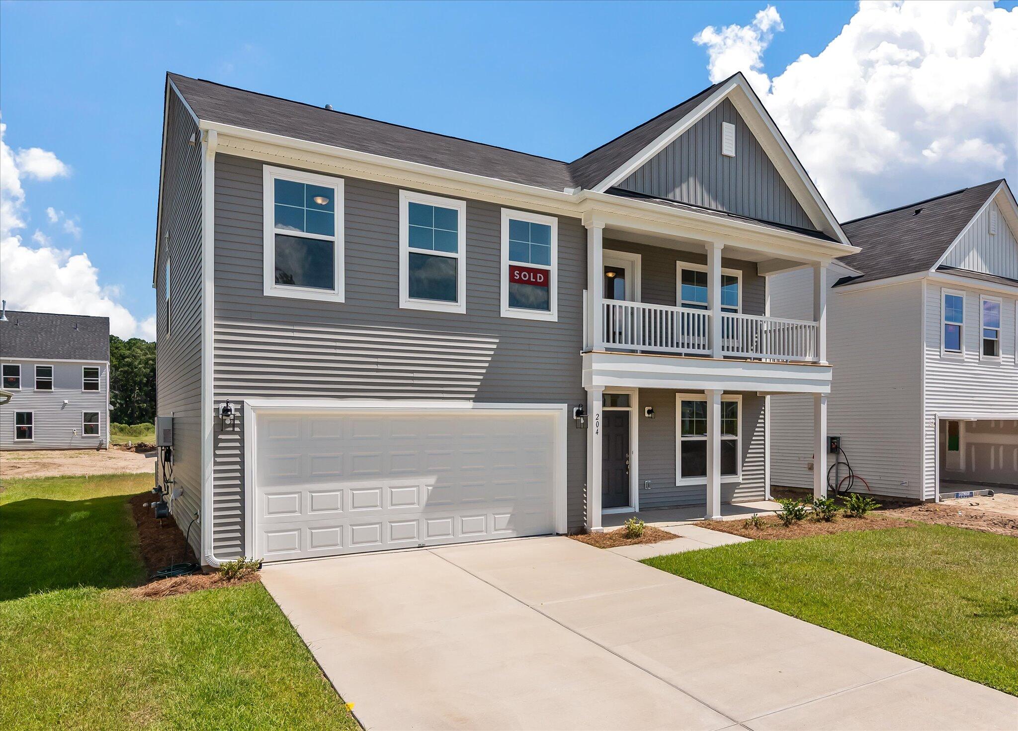 Property image 4 of 109 Shingle Oak Drive in Oakley Pointe, Moncks Corner, SC 29461