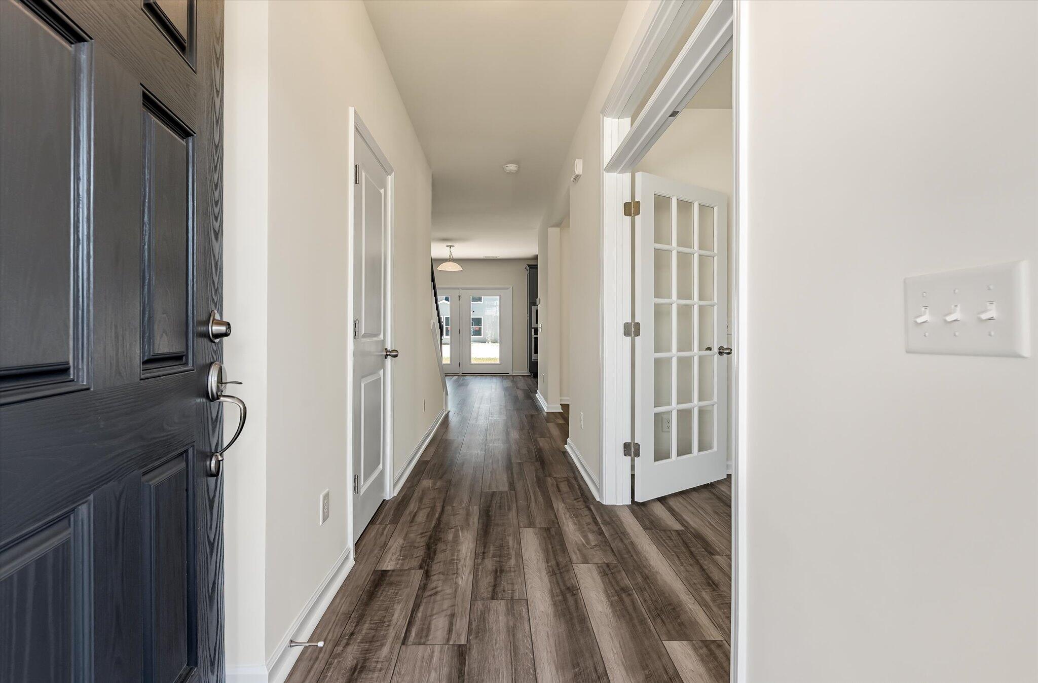 Property image 5 of 109 Shingle Oak Drive in Oakley Pointe, Moncks Corner, SC 29461