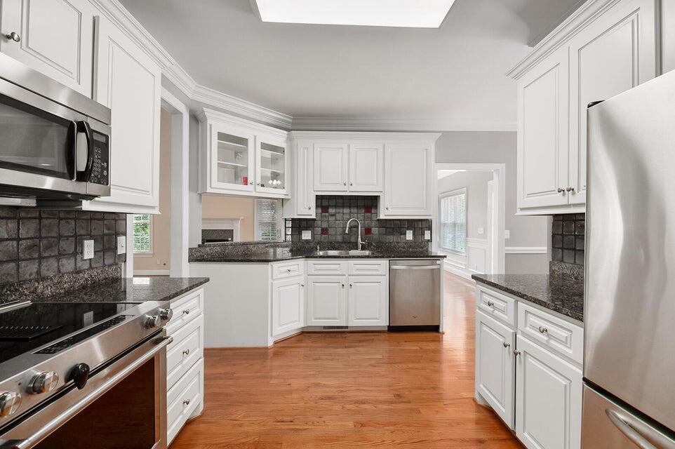 Property image 3 of 8604 Fox Hollow Road in Coosaw Creek Country Club, North Charleston, SC 29420