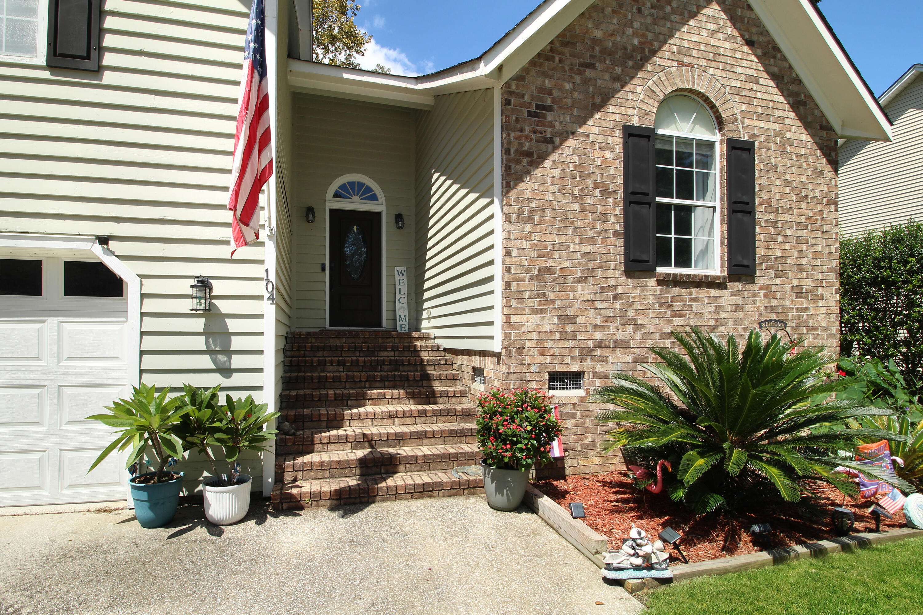 Property image 3 of 104 Excaliber Place in Archdale, North Charleston, SC 29418