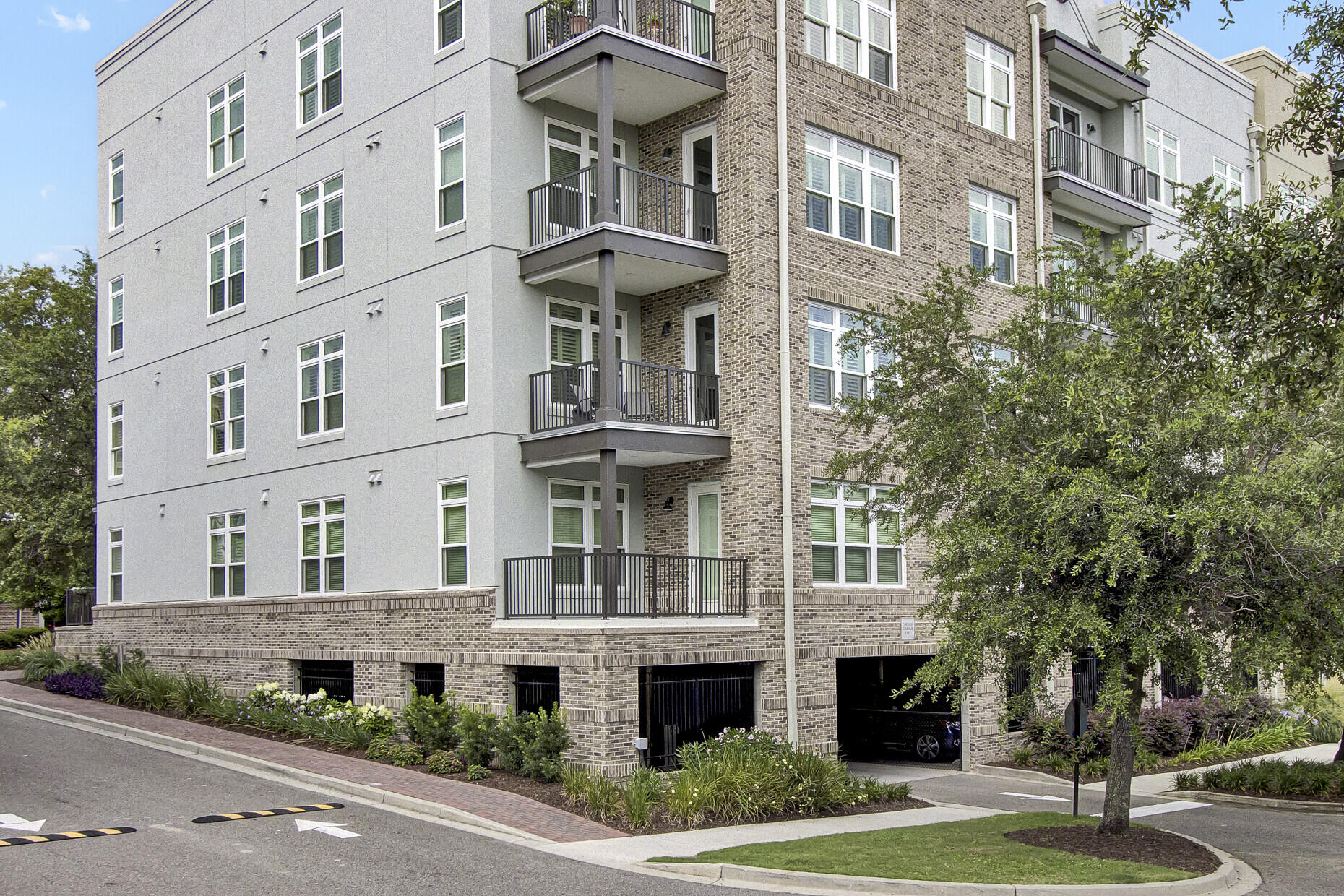 Property image 2 of 125 Pier View Street 209 in Pier View, Charleston, SC 29492