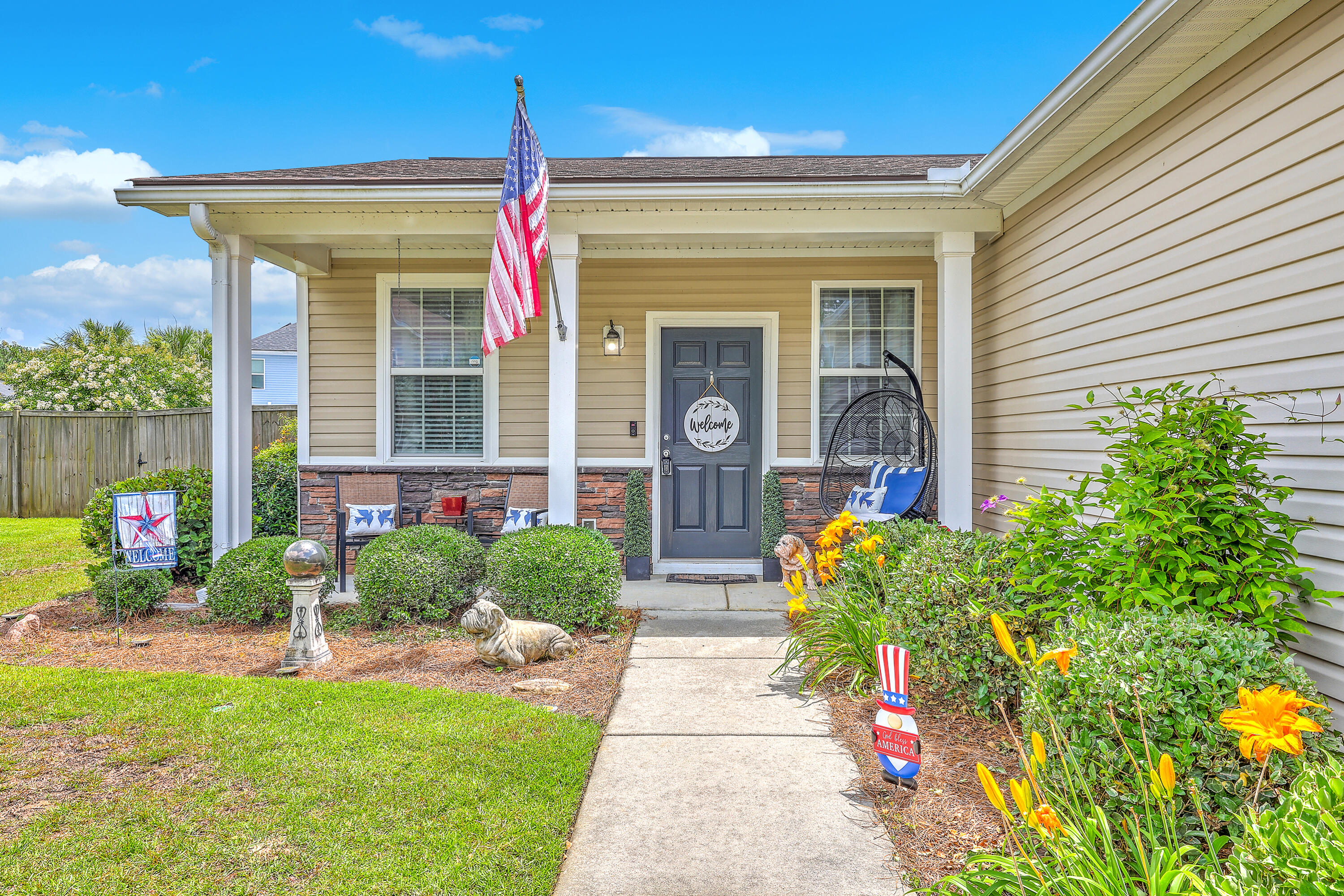 Property image 5 of 605 Grassy Hill Road in Blackberry Creek, Summerville, SC 29483
