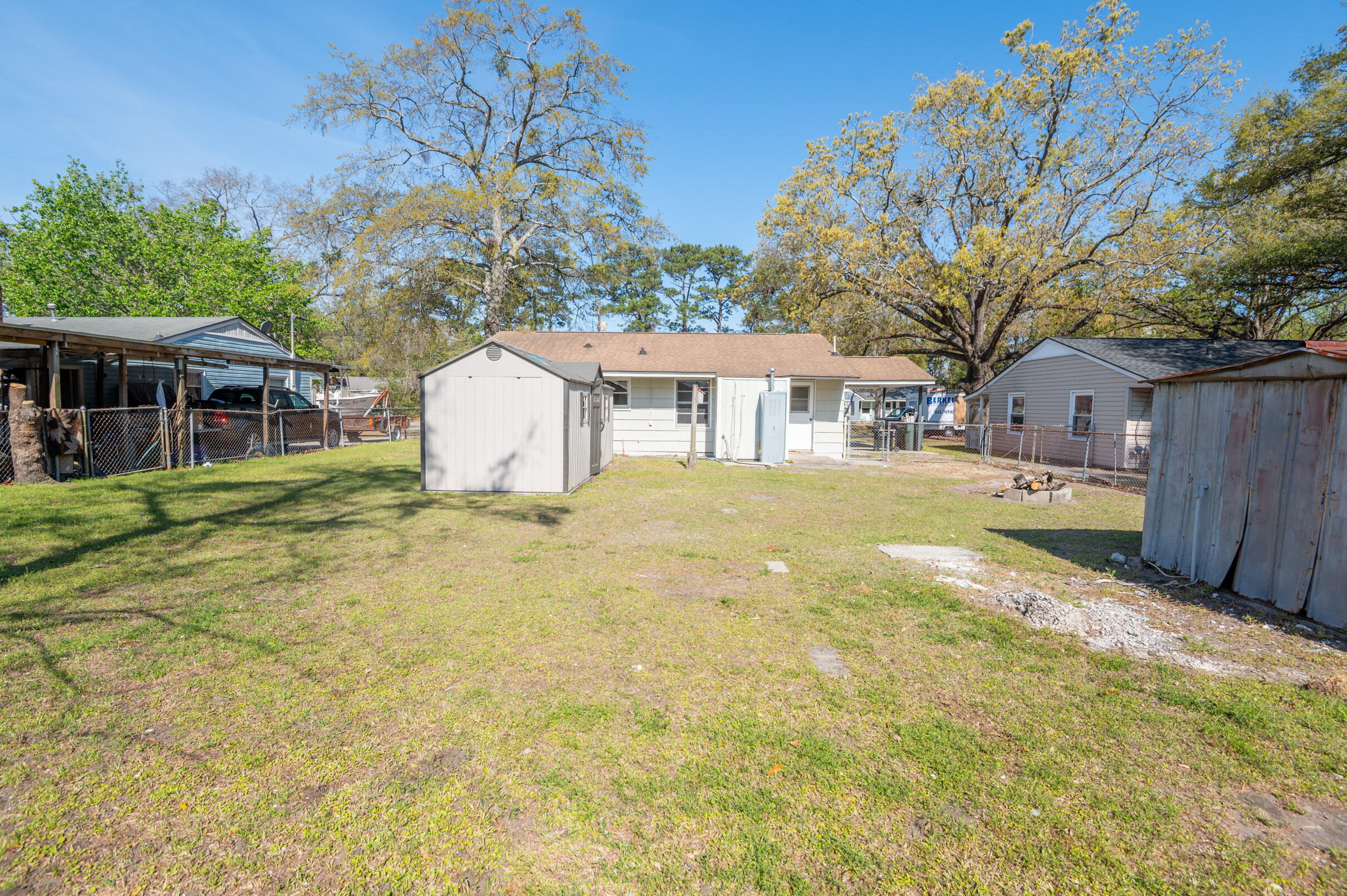 Property image 5 of 1230 Hawthorne Circle in Yeamans Park, Hanahan, SC 29410