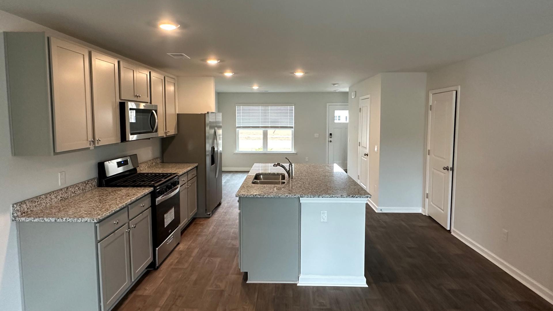 Property image 2 of 162 Haventree Court in Cane Bay Plantation, Summerville, SC 29486