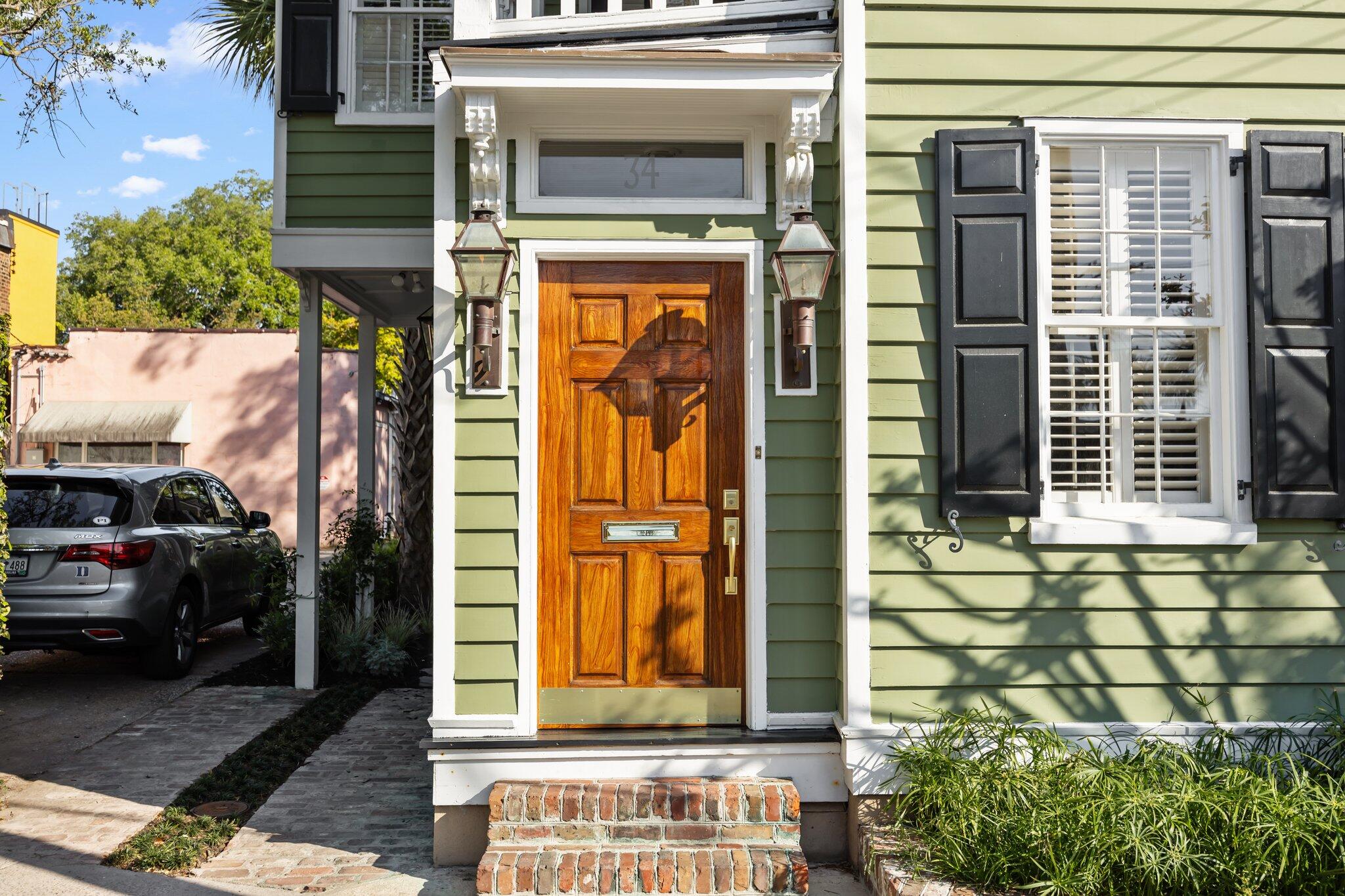 Property image 2 of 34 Pinckney Street in Ansonborough, Charleston, SC 29401