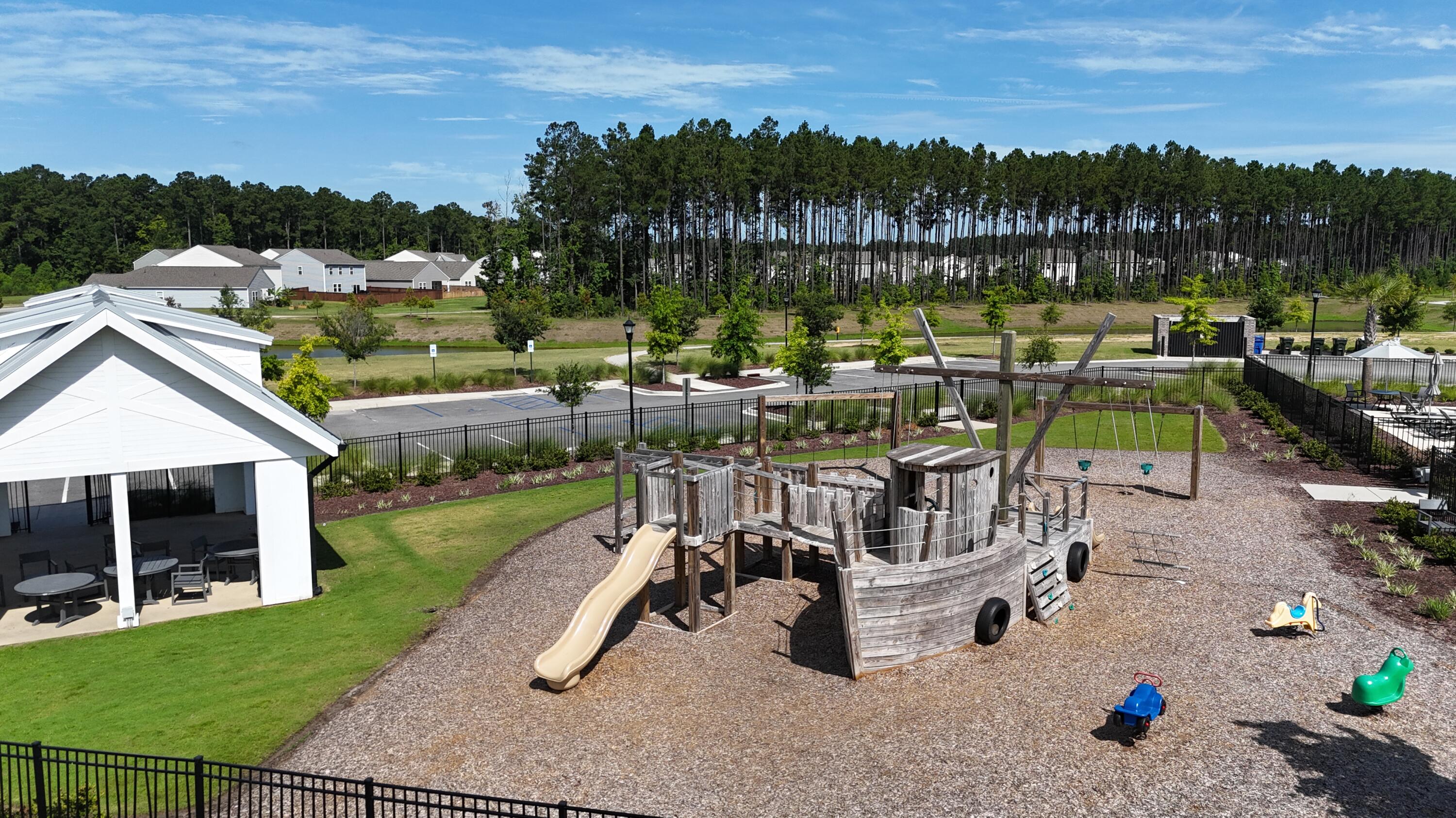 Property image 3 of 5305 Bending Flats Way in Watson Hill, Summerville, SC 29485