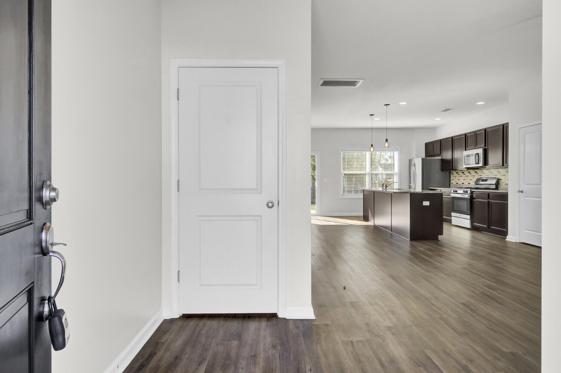 Property image 5 of 145 Clydesdale Circle in Mackey Farms, Summerville, SC 29486