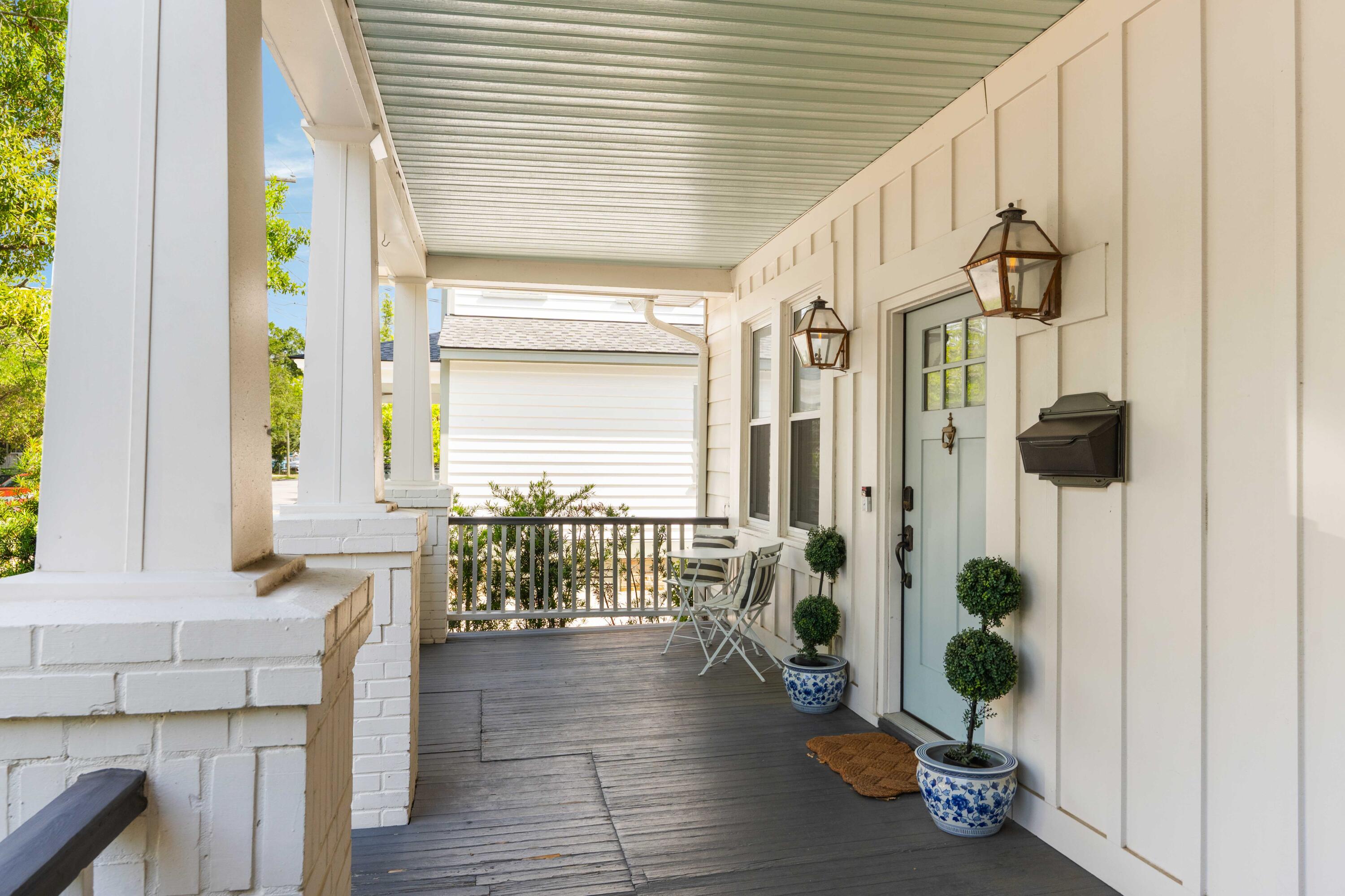 Property image 4 of 814 Rutledge Avenue in Wagener Terrace, Charleston, SC 29403