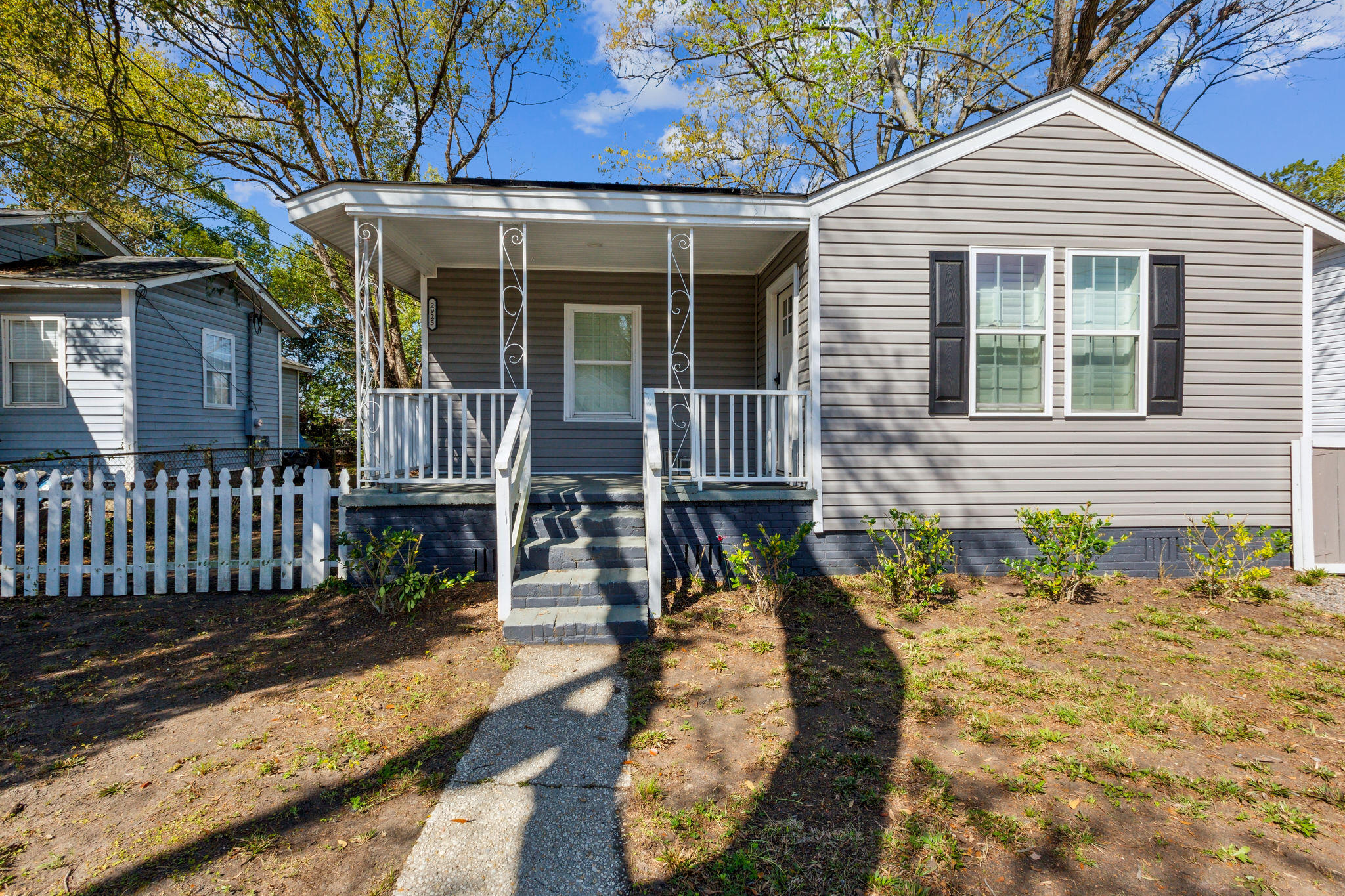 Property image 5 of 2925 Alabama Drive in Waylyn, North Charleston, SC 29405