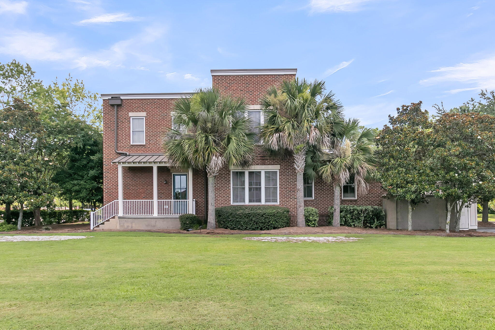 Property image 2 of 1601 Grey Marsh Road in Park West, Mount Pleasant, SC 29466