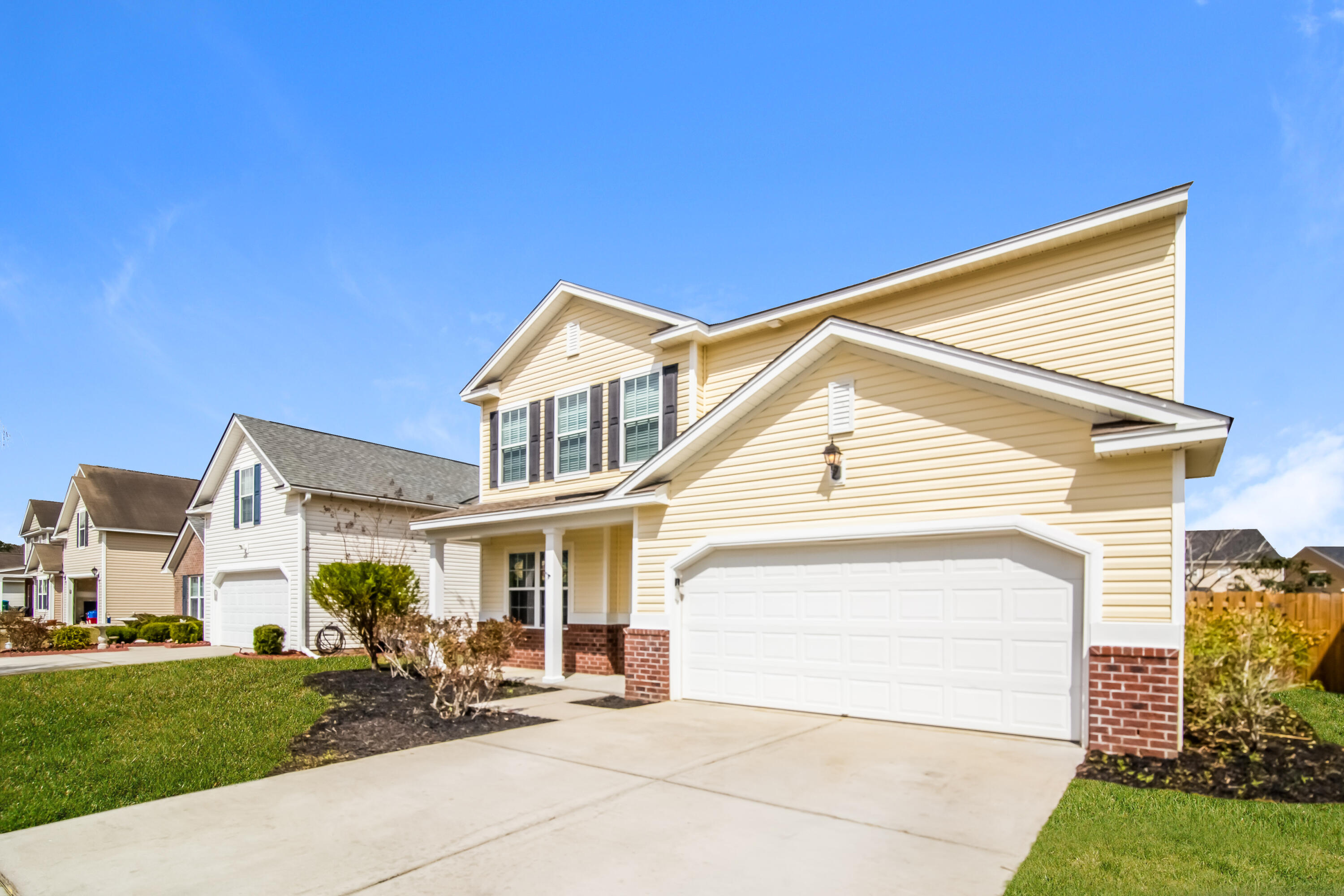 Property image 2 of 4021 Sanderson Lane in Myers Mill, Summerville, SC 29483