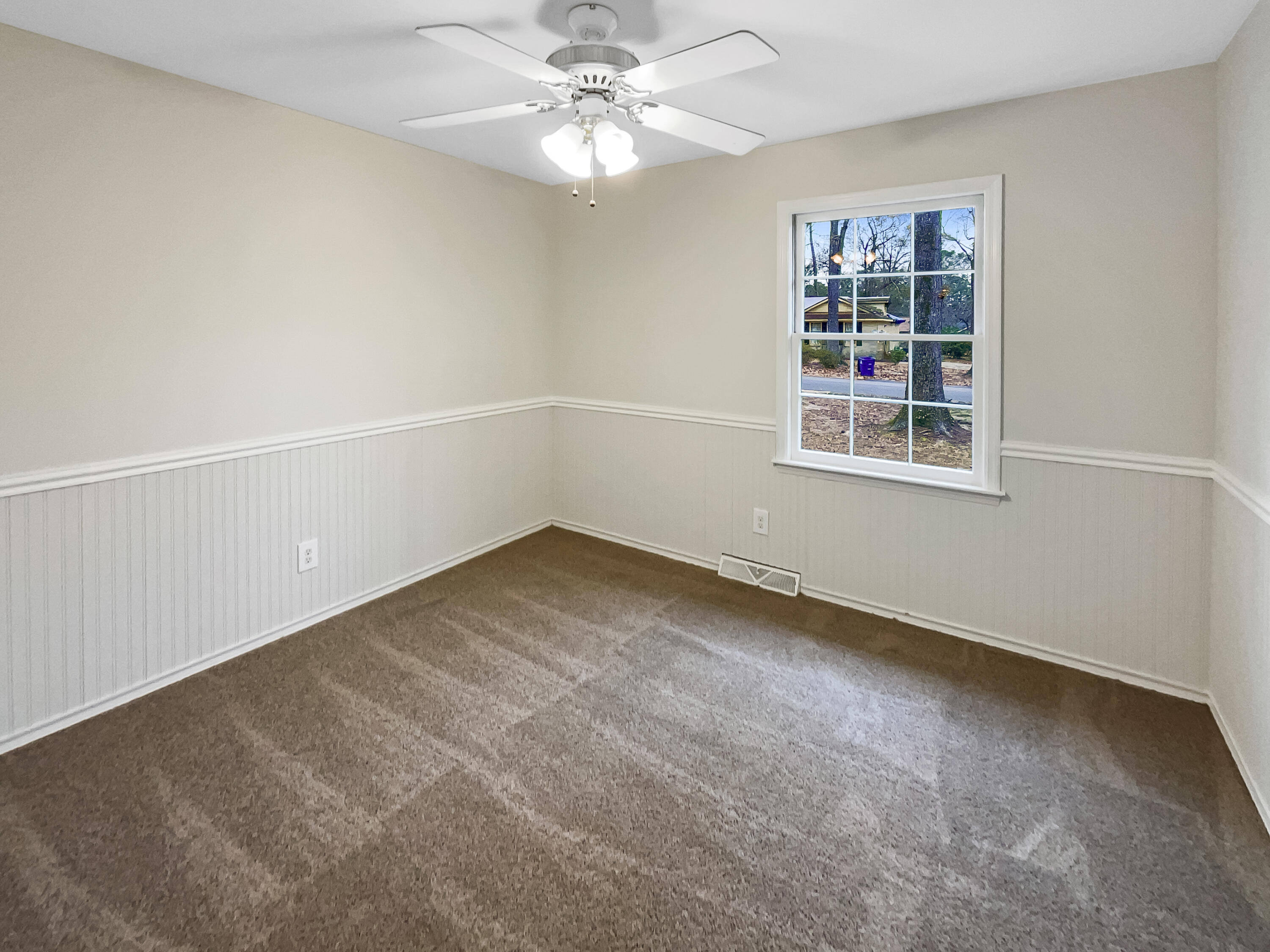 Property image 5 of 105 Gambels Lane in Quail Arbor, Summerville, SC 29485
