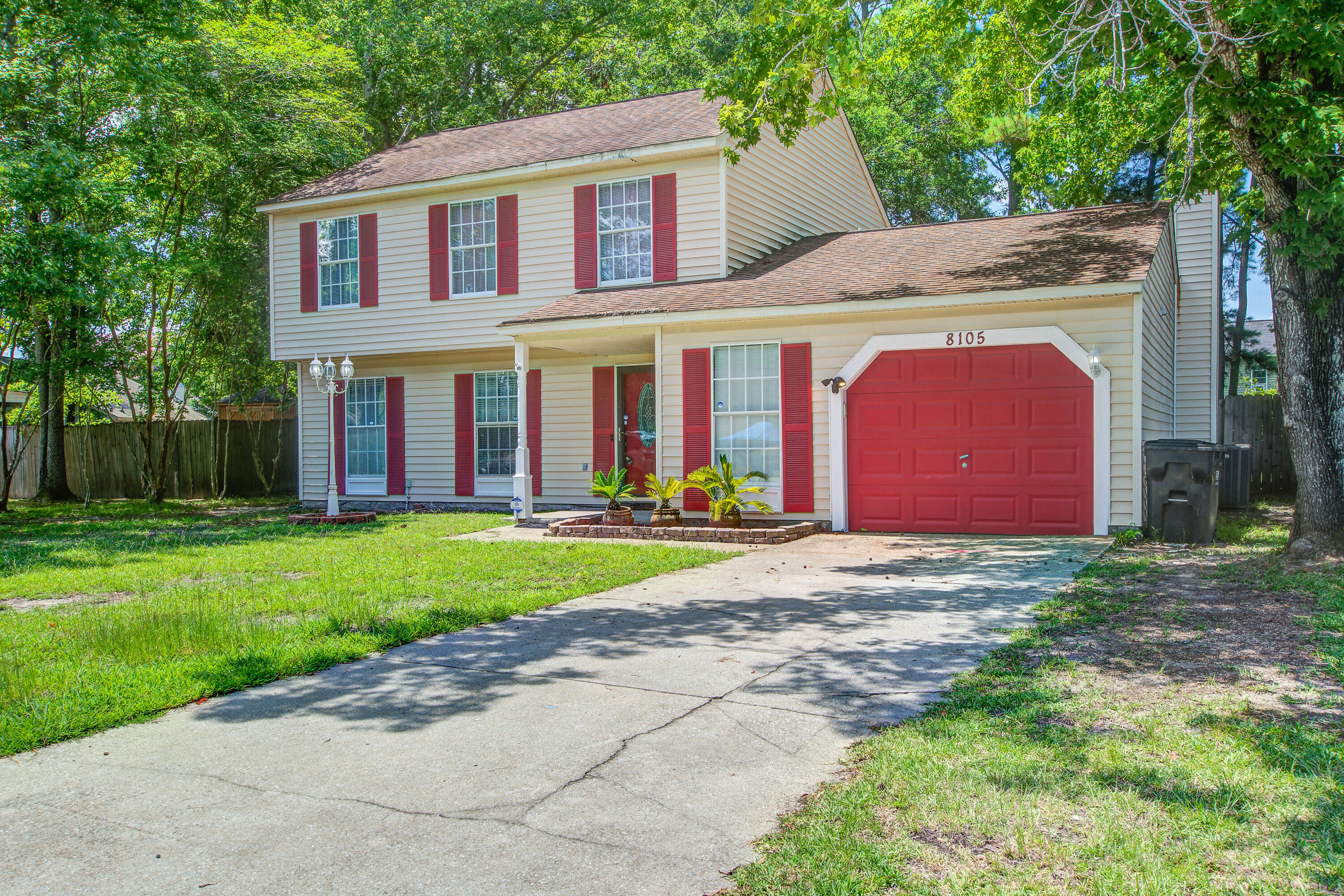 Property image 3 of 8105 Halifax Way in Windsor Hill, North Charleston, SC 29420