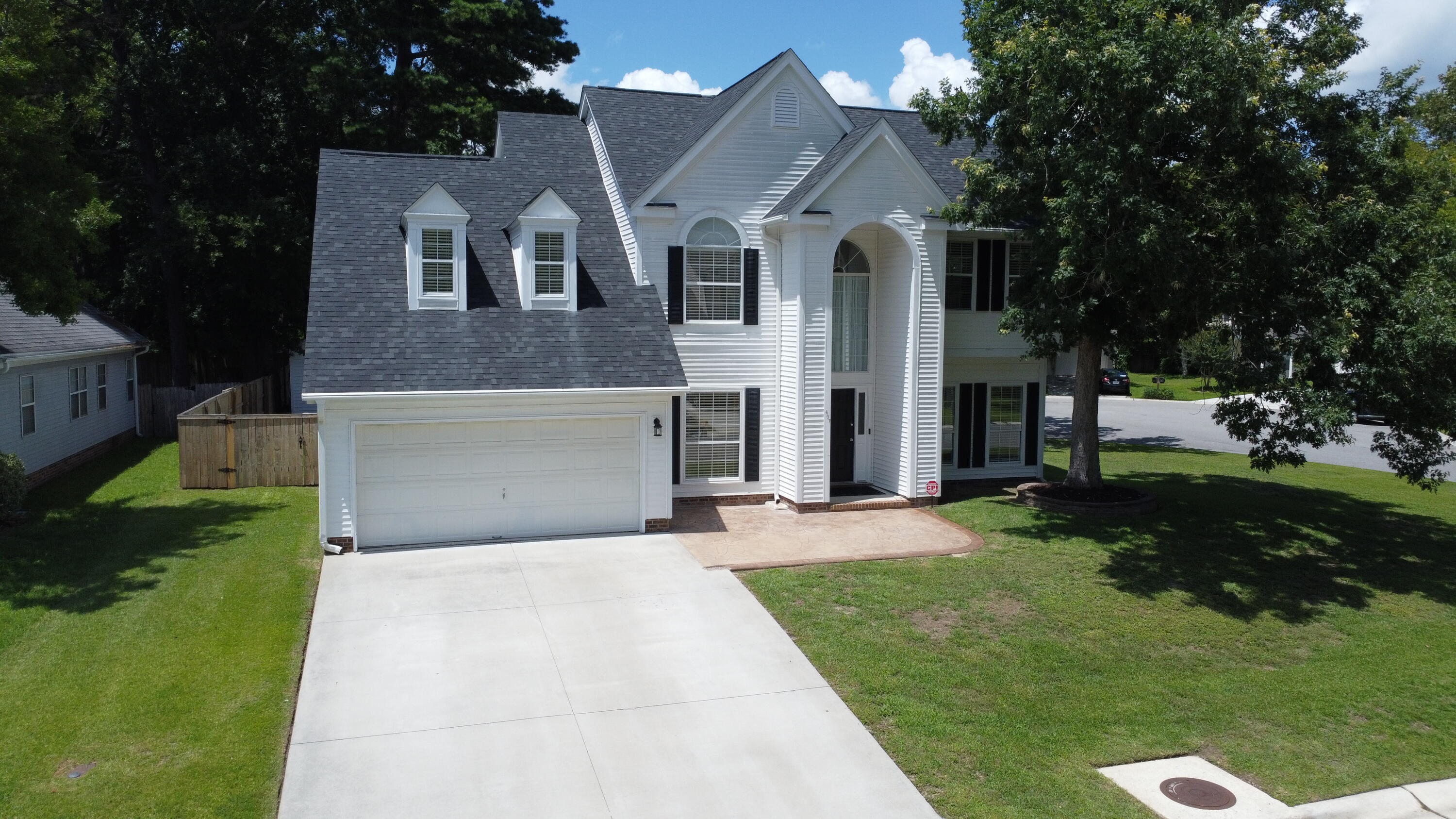 Property image 2 of 407 Thomaston Avenue in Brandymill, Summerville, SC 29485
