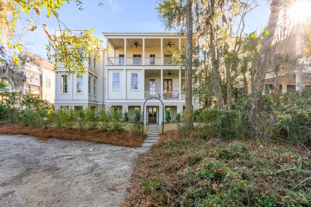 Property image 3 of 26 Saturday Road in Ion, Mount Pleasant, SC 29464