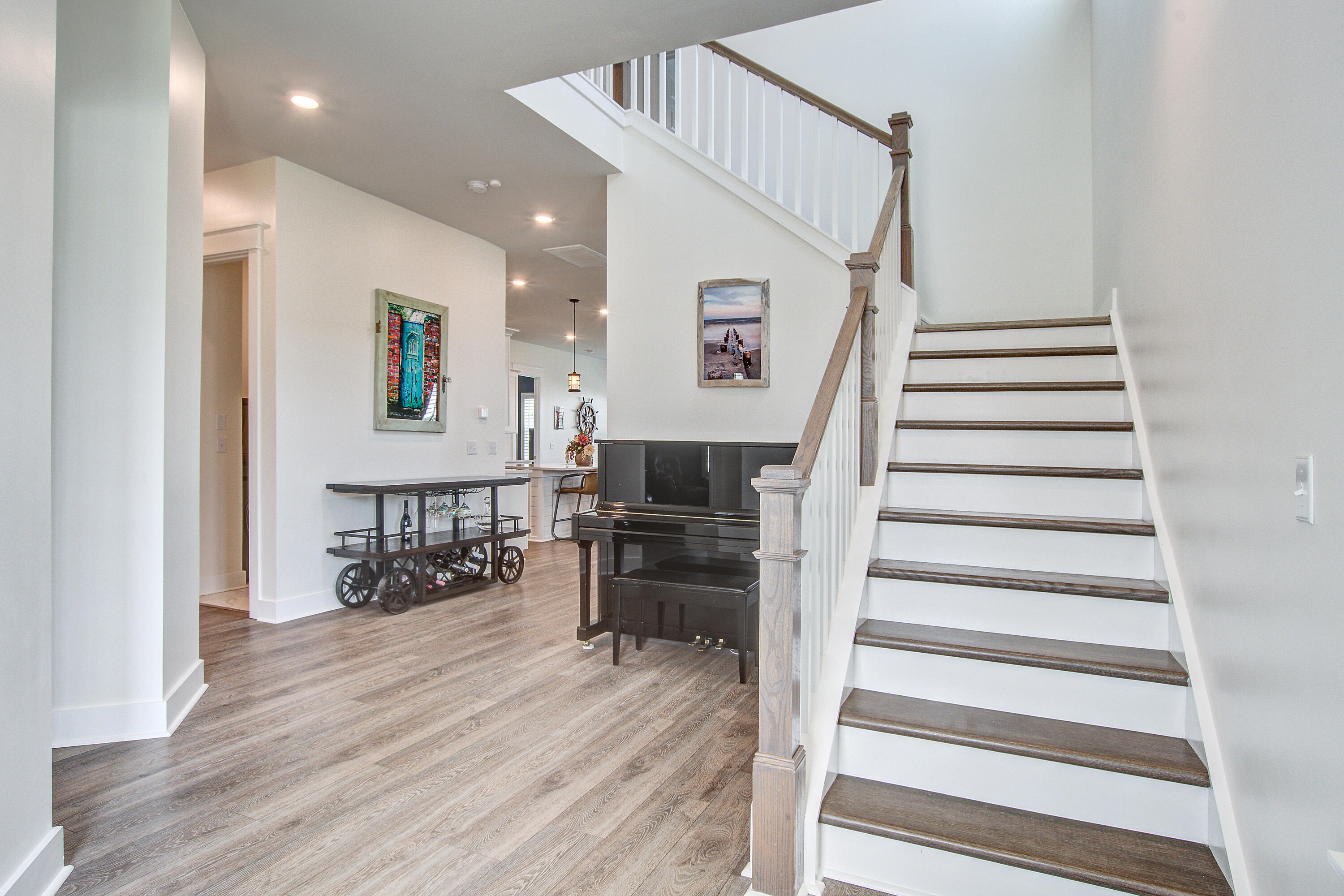 Property image 4 of 111 Medford Street in Carnes Crossroads, Summerville, SC 29486