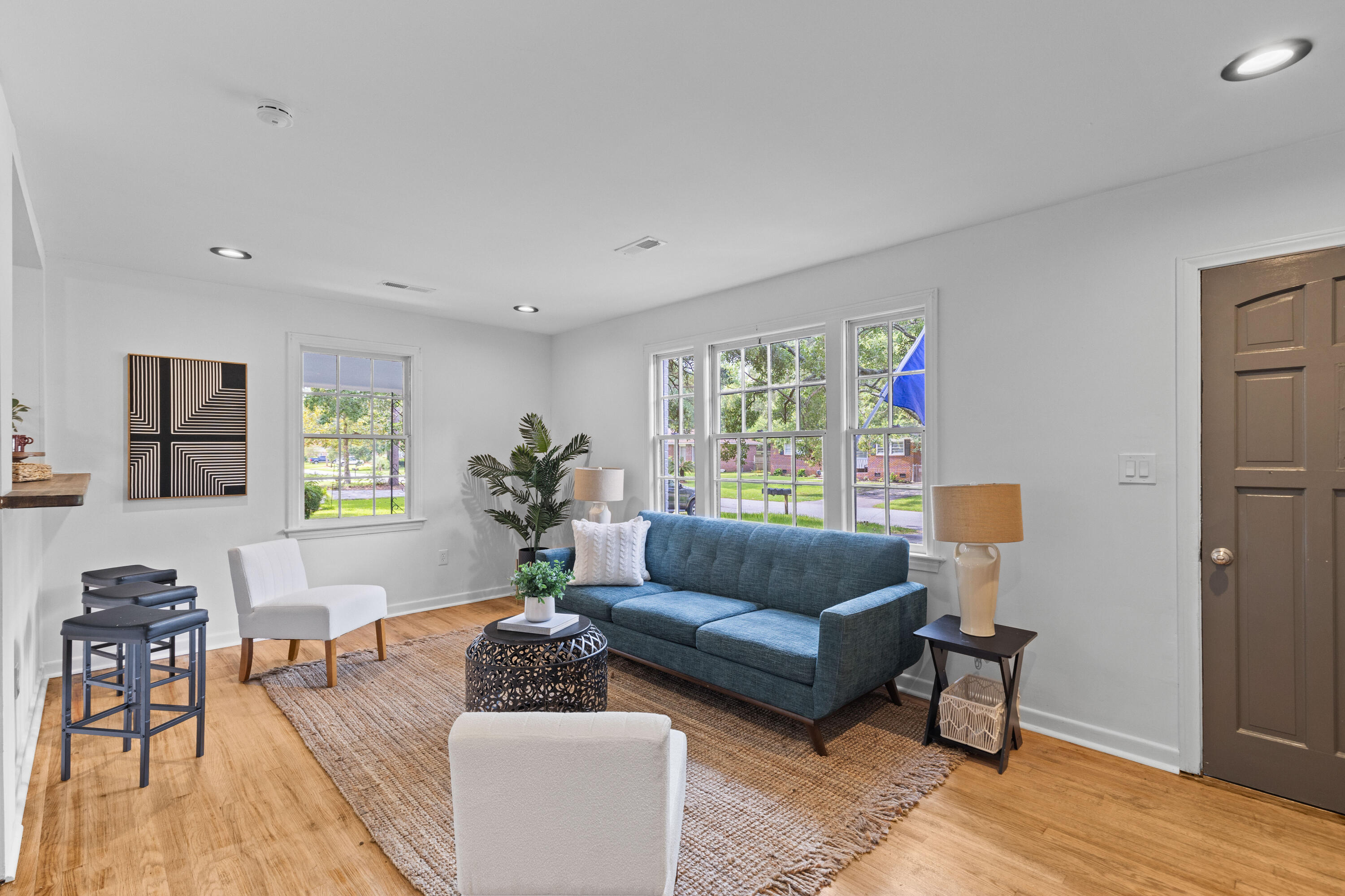 Property image 5 of 2632 Ridgewood Avenue in Springfield, Charleston, SC 29414