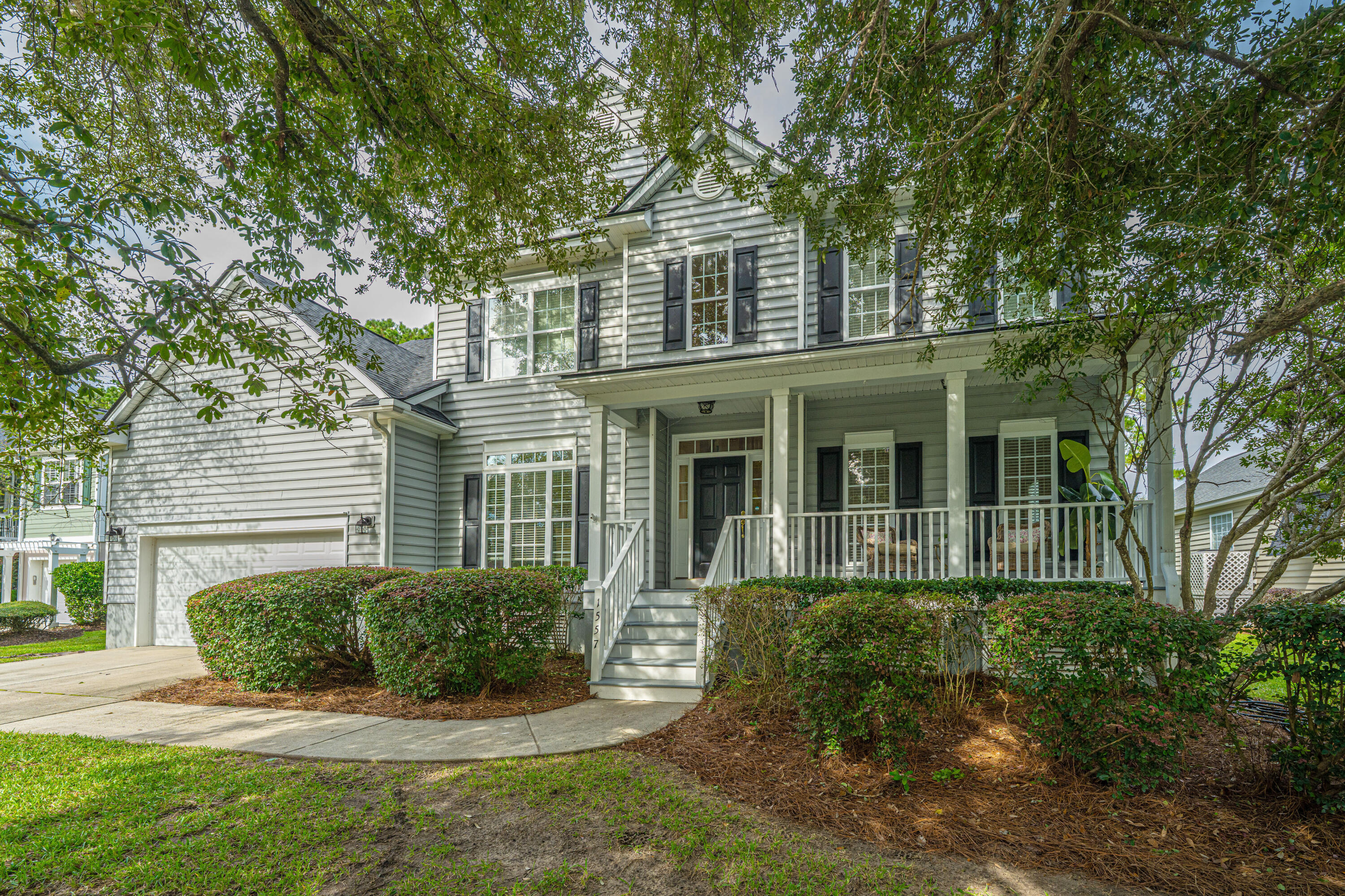 Property image 3 of 1557 Oakhurst Drive in Rivertowne Country Club, Mount Pleasant, SC 29466