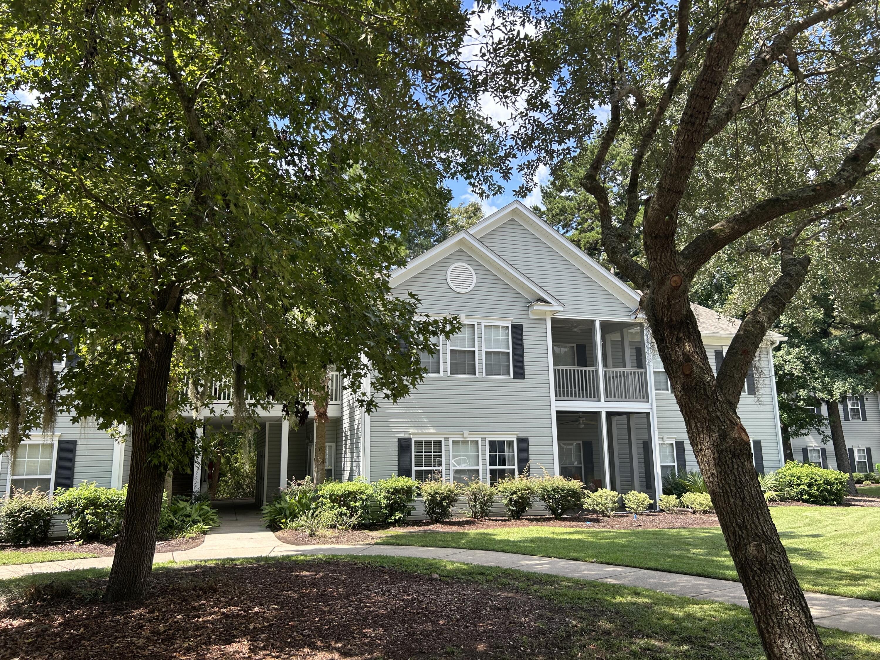 Property image 2 of 1106 Grove Park Drive in Grand Oaks Plantation, Charleston, SC 29414