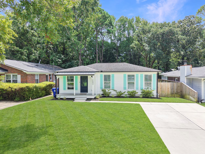 Orange Grove Estates, Charleston Community