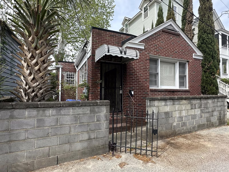227 229 3 Fishburne Woodall Street
