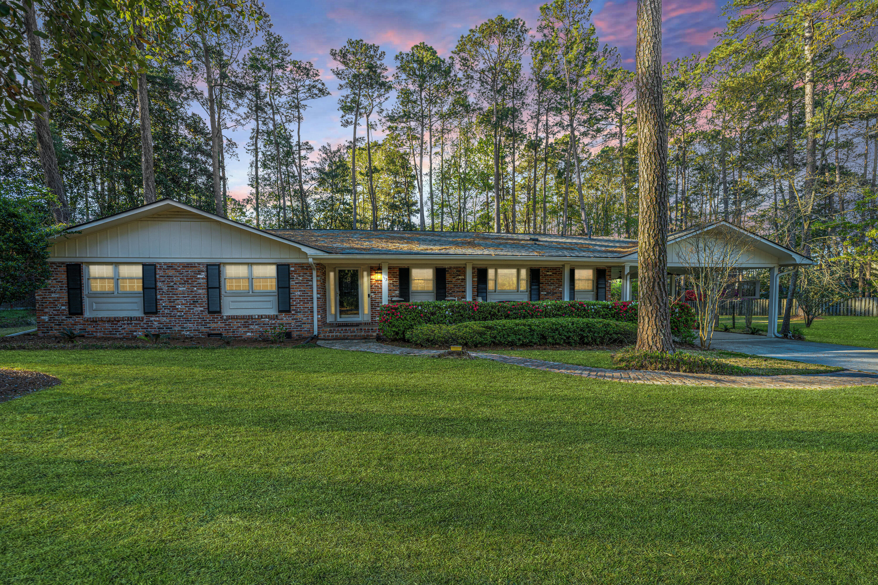 Property image 2 of 112 Furlong Road in Country Club Estates, Summerville, SC 29483