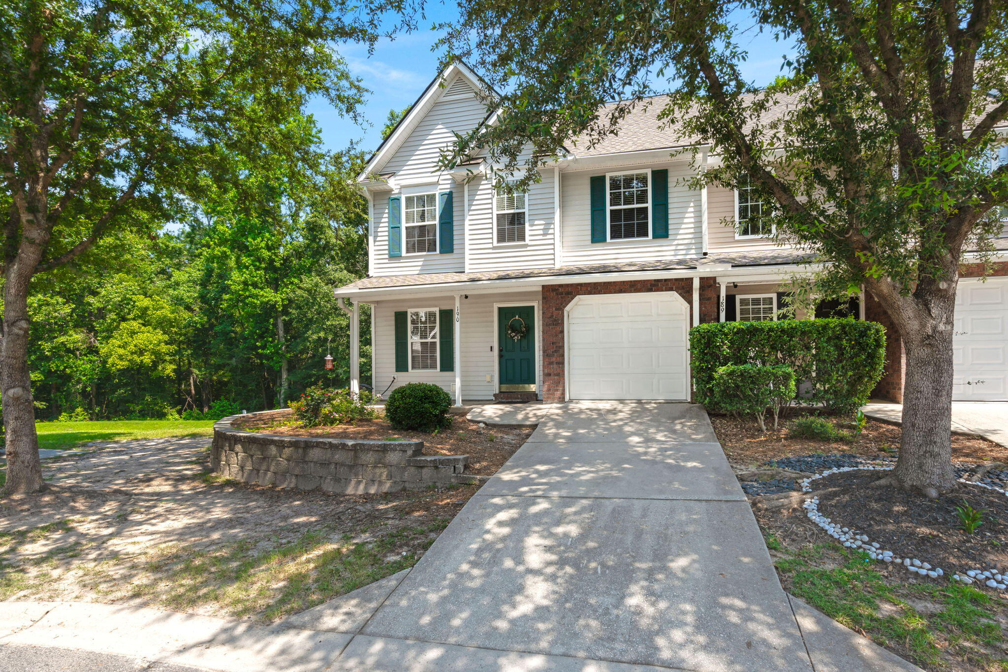 Property image 2 of 190 Darcy Avenue in Persimmon Hill Townhouses, Goose Creek, SC 29445
