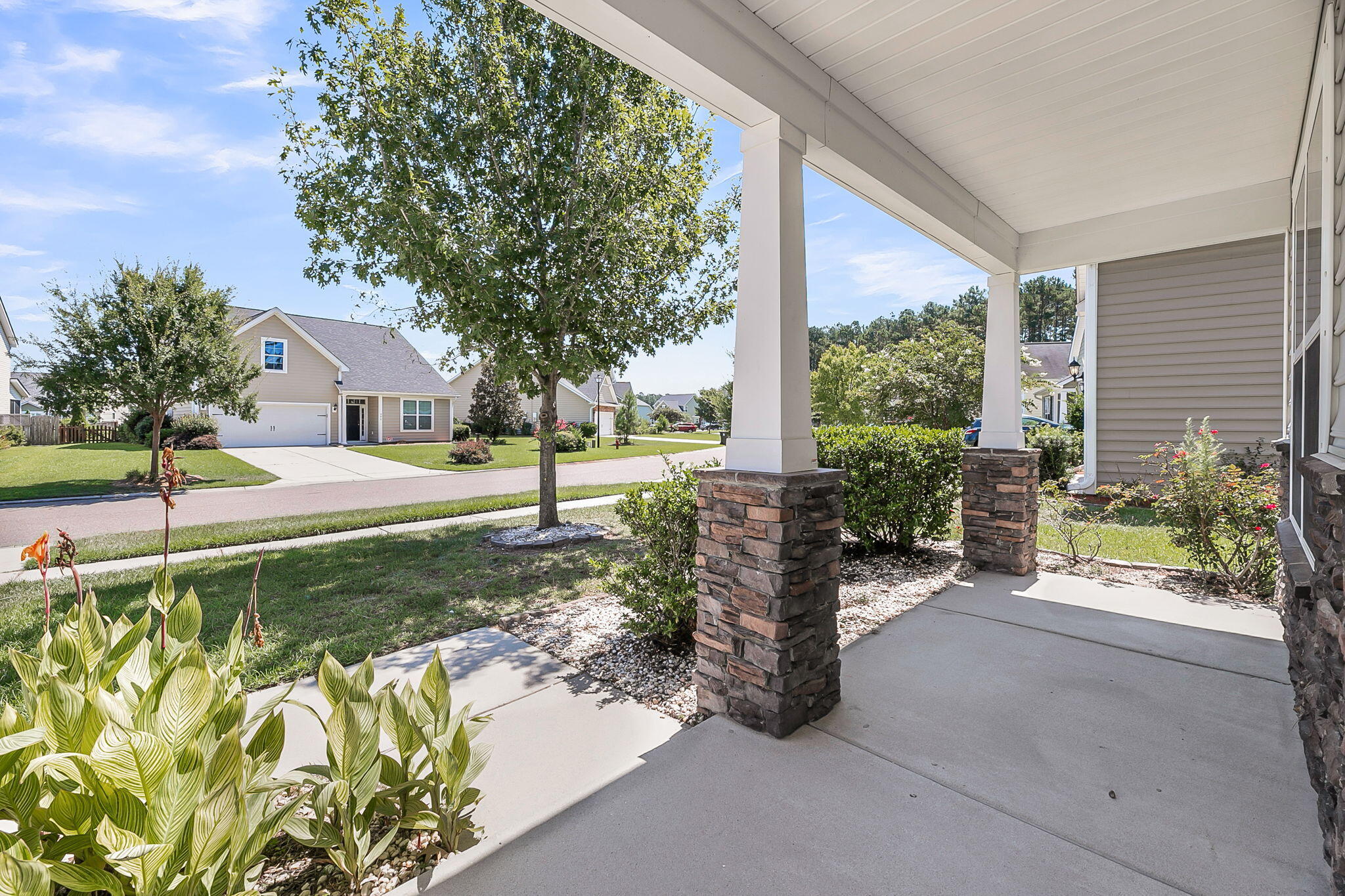 Property image 2 of 339 Spectrum Road in Cane Bay Plantation, Summerville, SC 29486