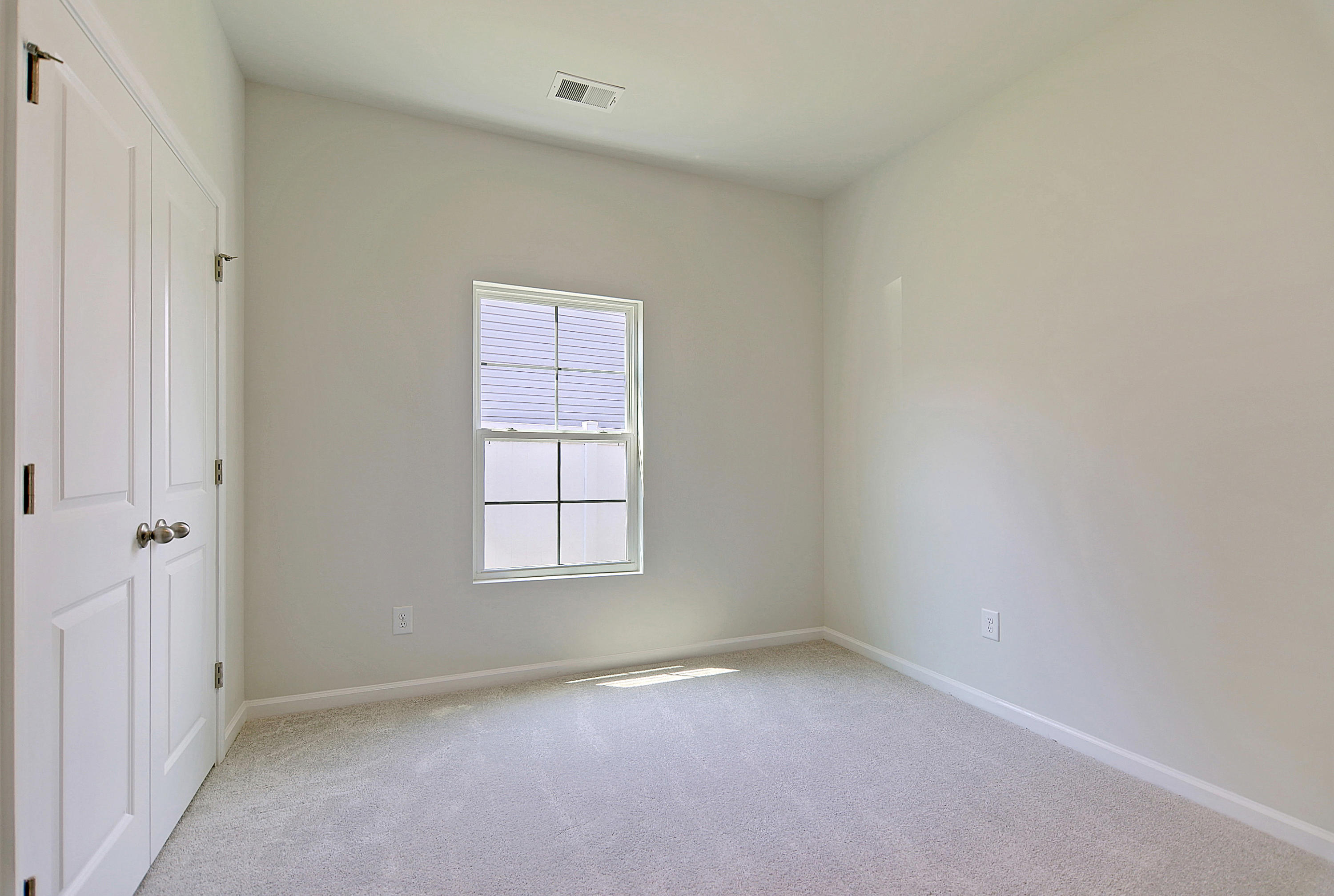 Property image 4 of 620 Winter Wren Way in Cypress Preserve, Moncks Corner, SC 29461