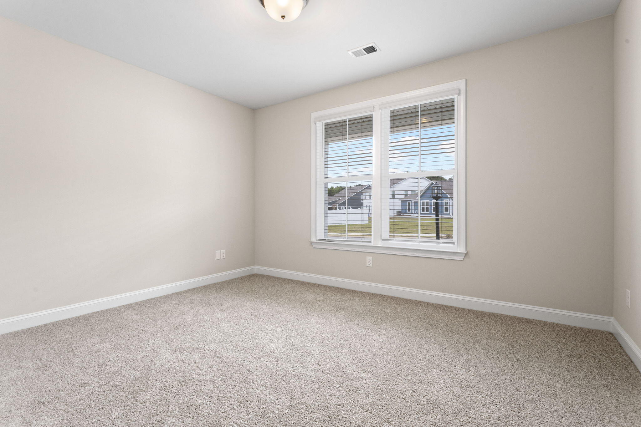 Property image 3 of 769 Maynard Lane in Cane Bay Plantation, Summerville, SC 29486