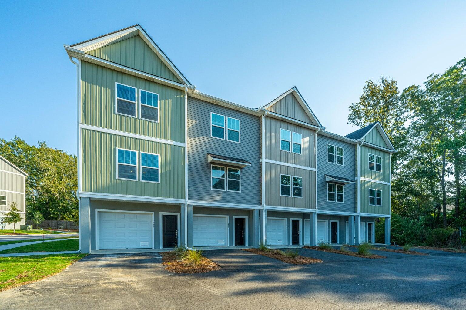 Property image 5 of 211 Cache Court in Bermuda Pointe Towns, Charleston, SC 29414