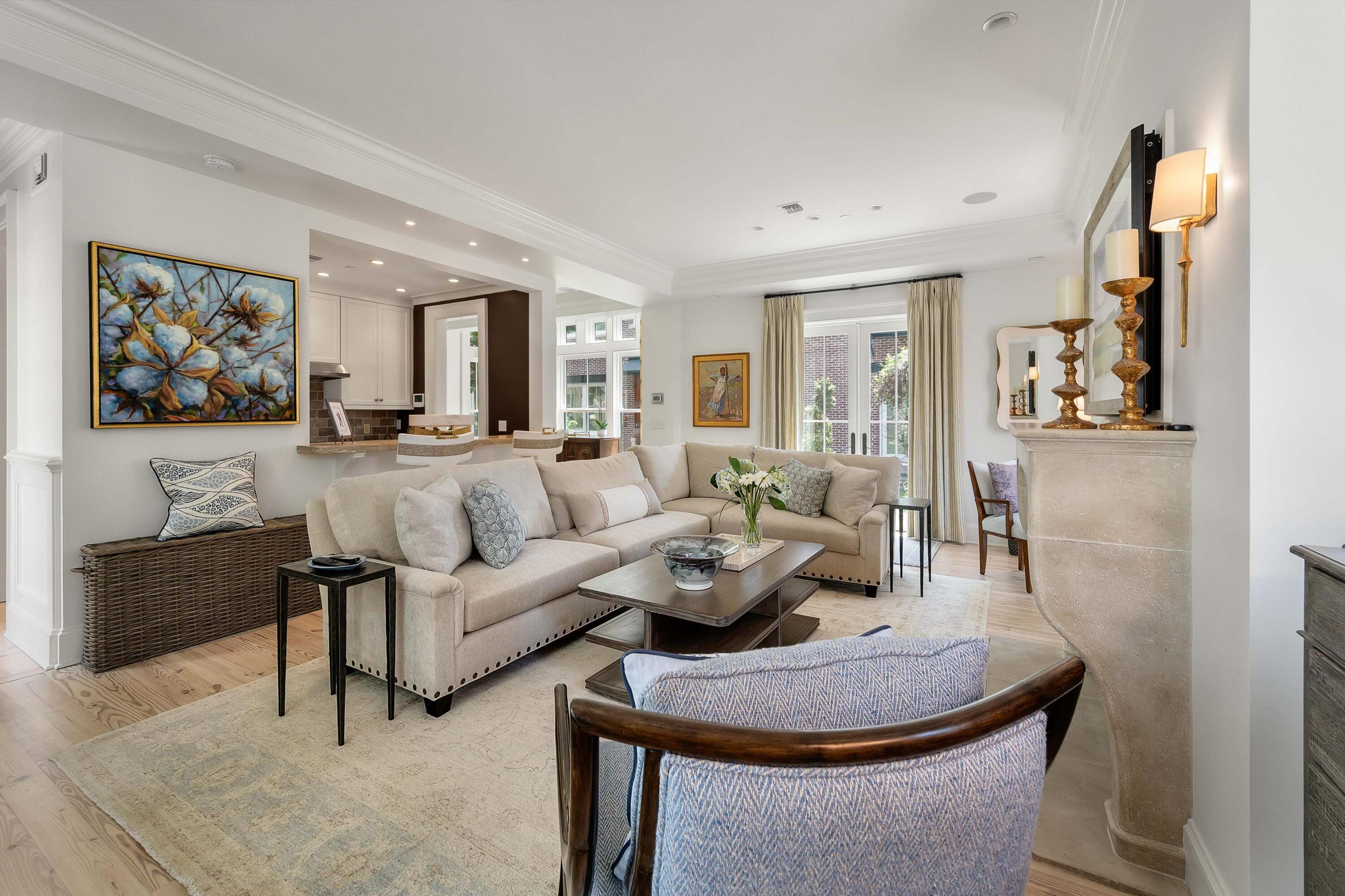 Property image 2 of 32 Prioleau Street J in One Vendue Range, Charleston, SC 29401
