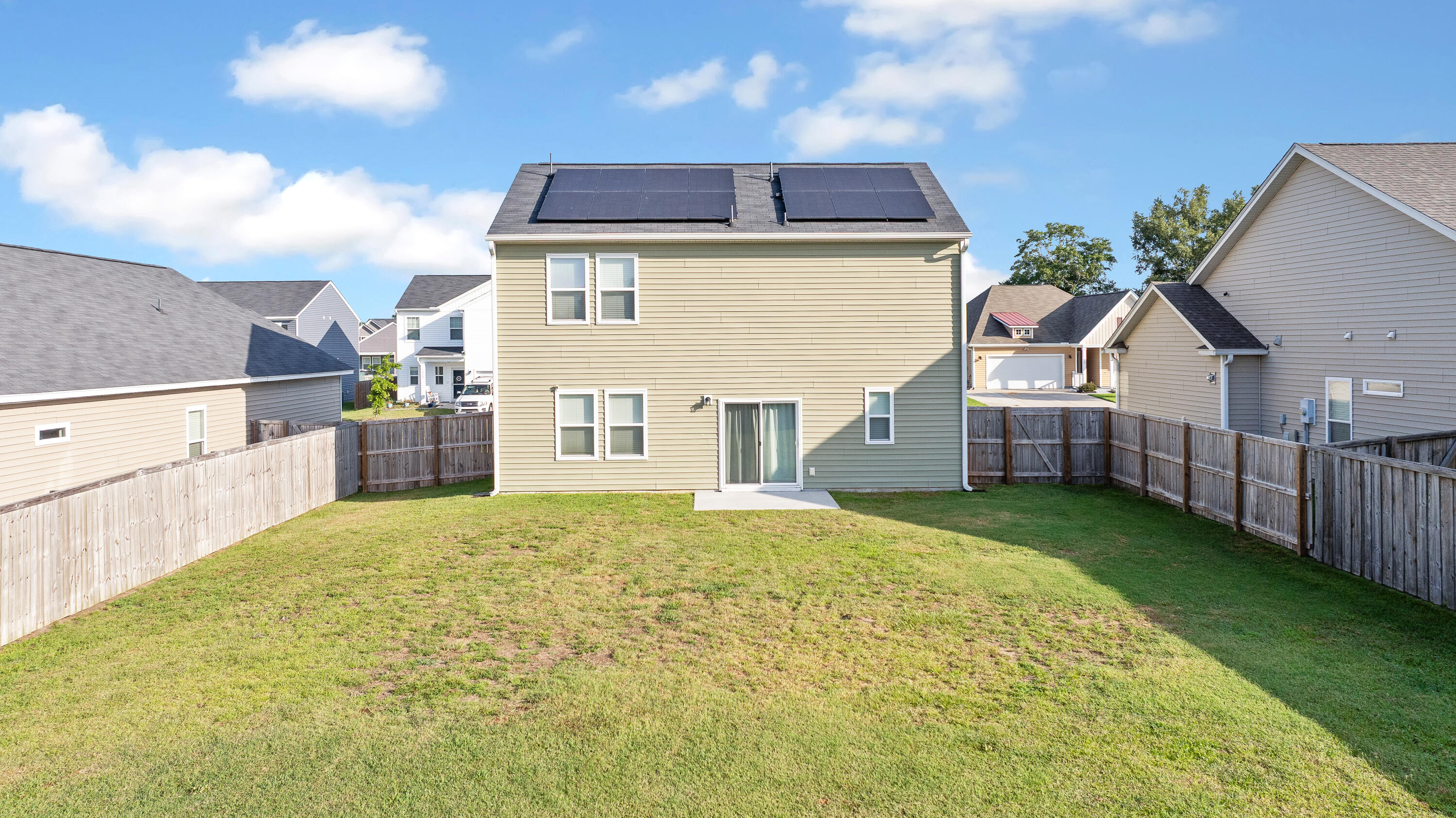 Property image 3 of 322 Bountiful Drive in Strawberry Station, Moncks Corner, SC 29461