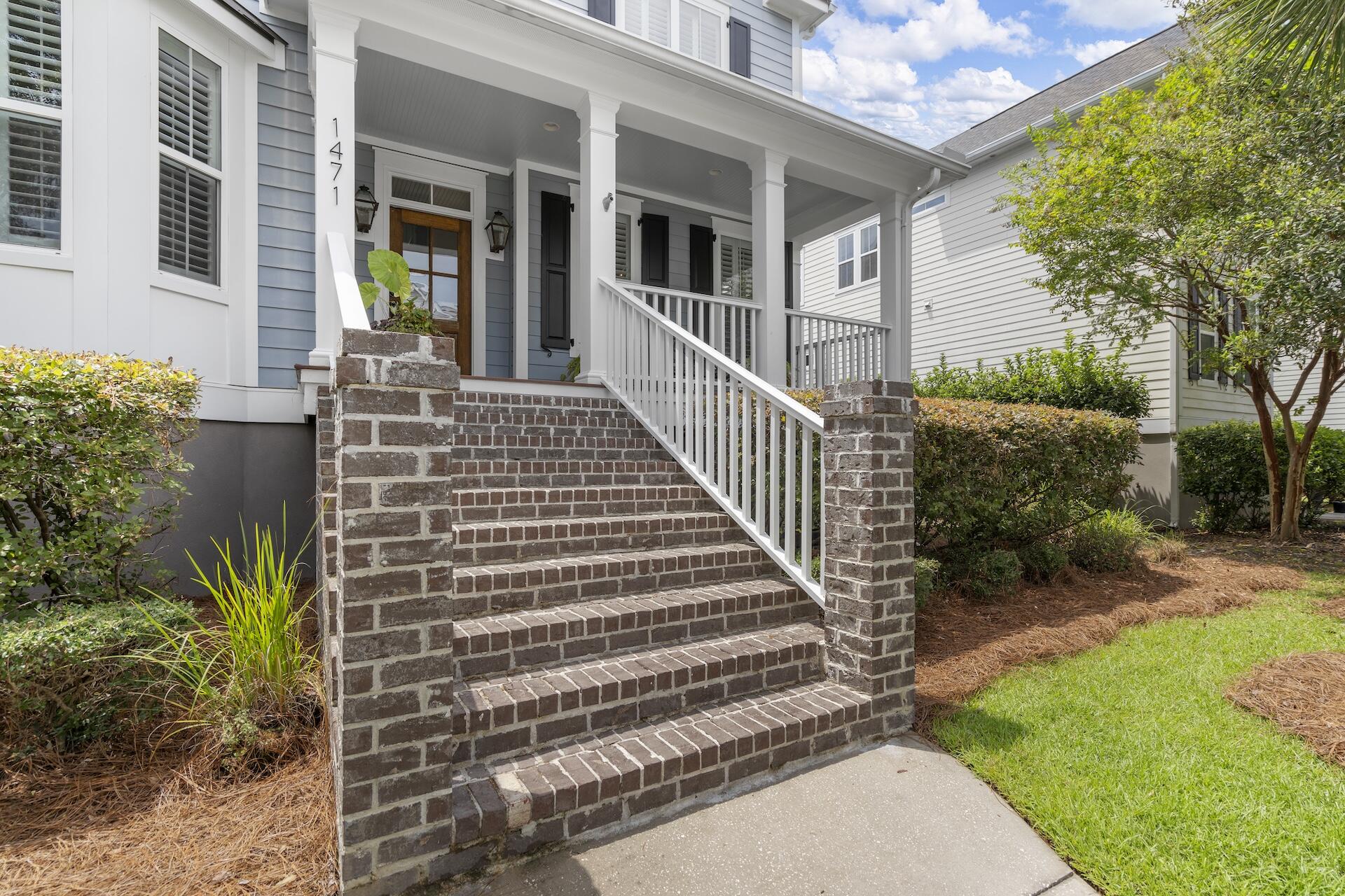 Property image 4 of 1471 Wando Landing Street in Daniel Island, Charleston, SC 29492