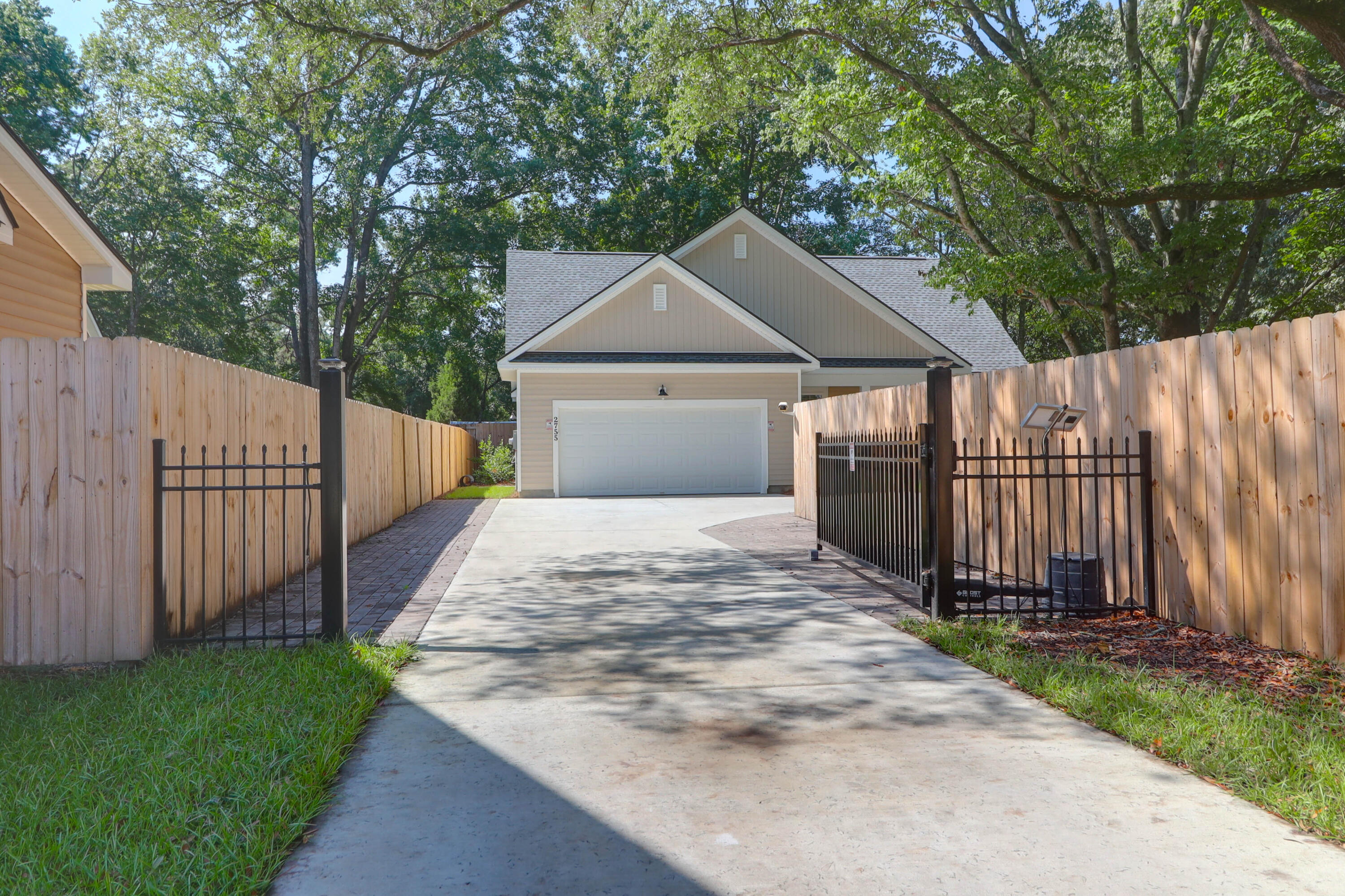 Property image 3 of 2755 Tyler Street in Deer Park, North Charleston, SC 29406