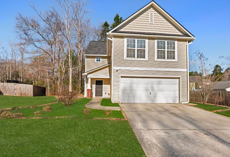 Paddock Pointe, Ladson Community