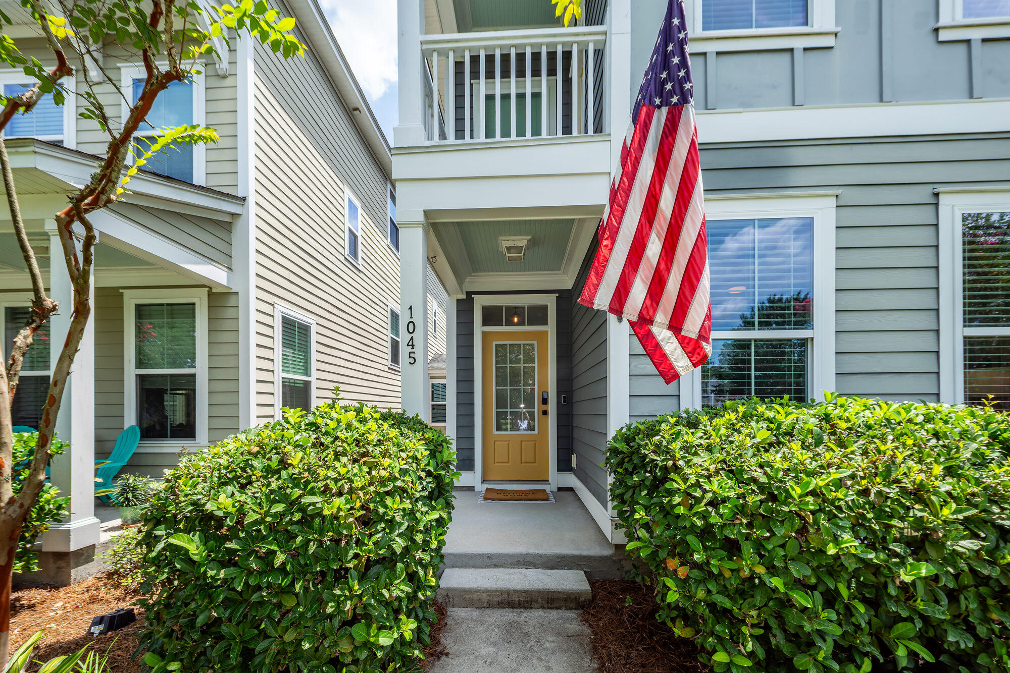 Property image 2 of 1045 Ashley Gardens Boulevard in Grand Oaks Plantation, Charleston, SC 29414