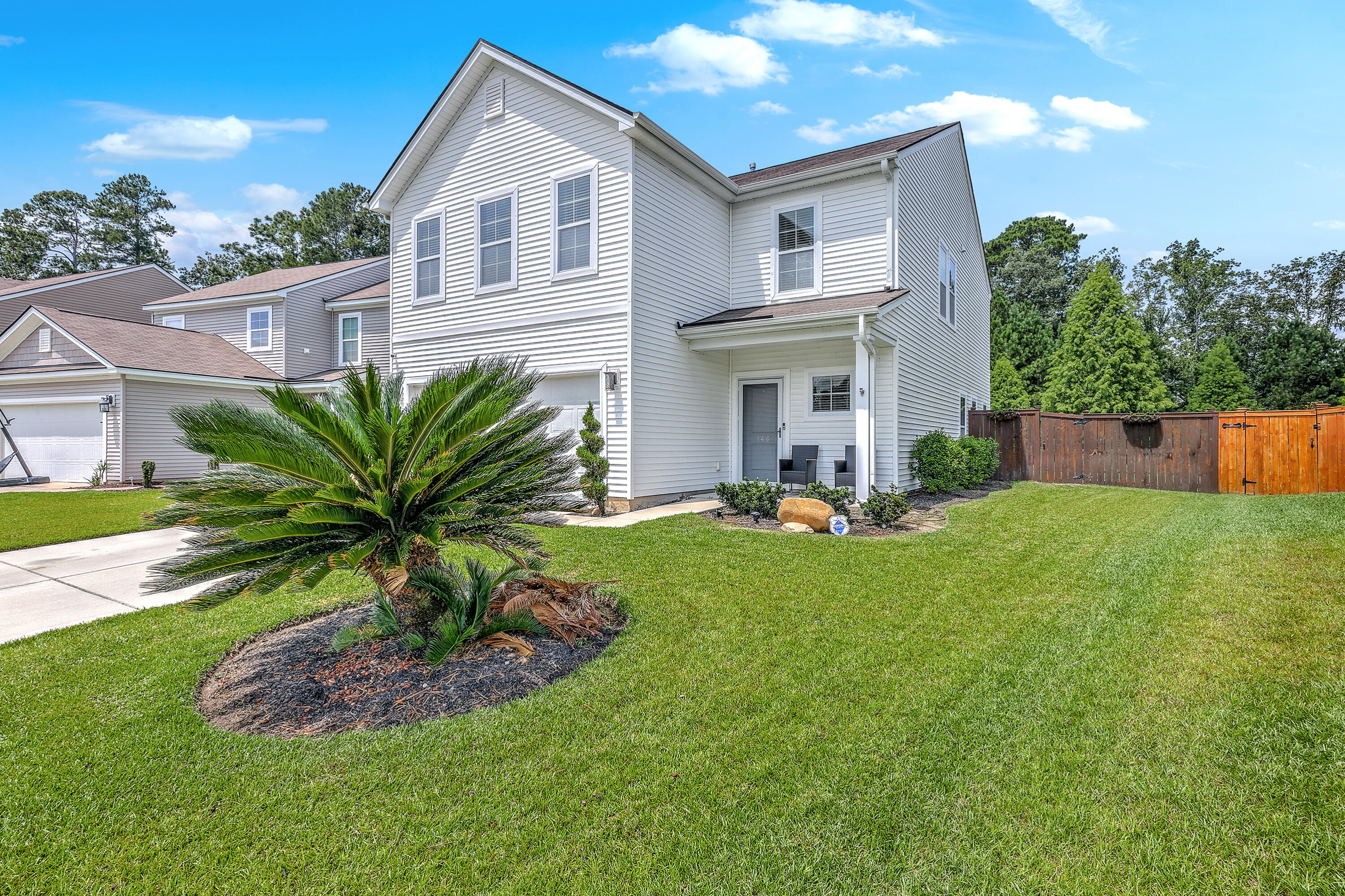 Property image 3 of 146 Chaste Tree Circle in Liberty Village, Goose Creek, SC 29445