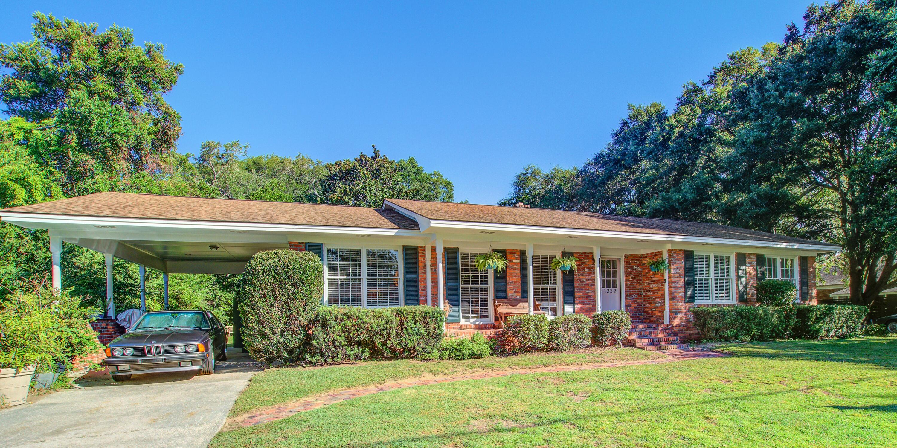 Property image 2 of 1232 W Capers Road in Battery Point, Charleston, SC 29412