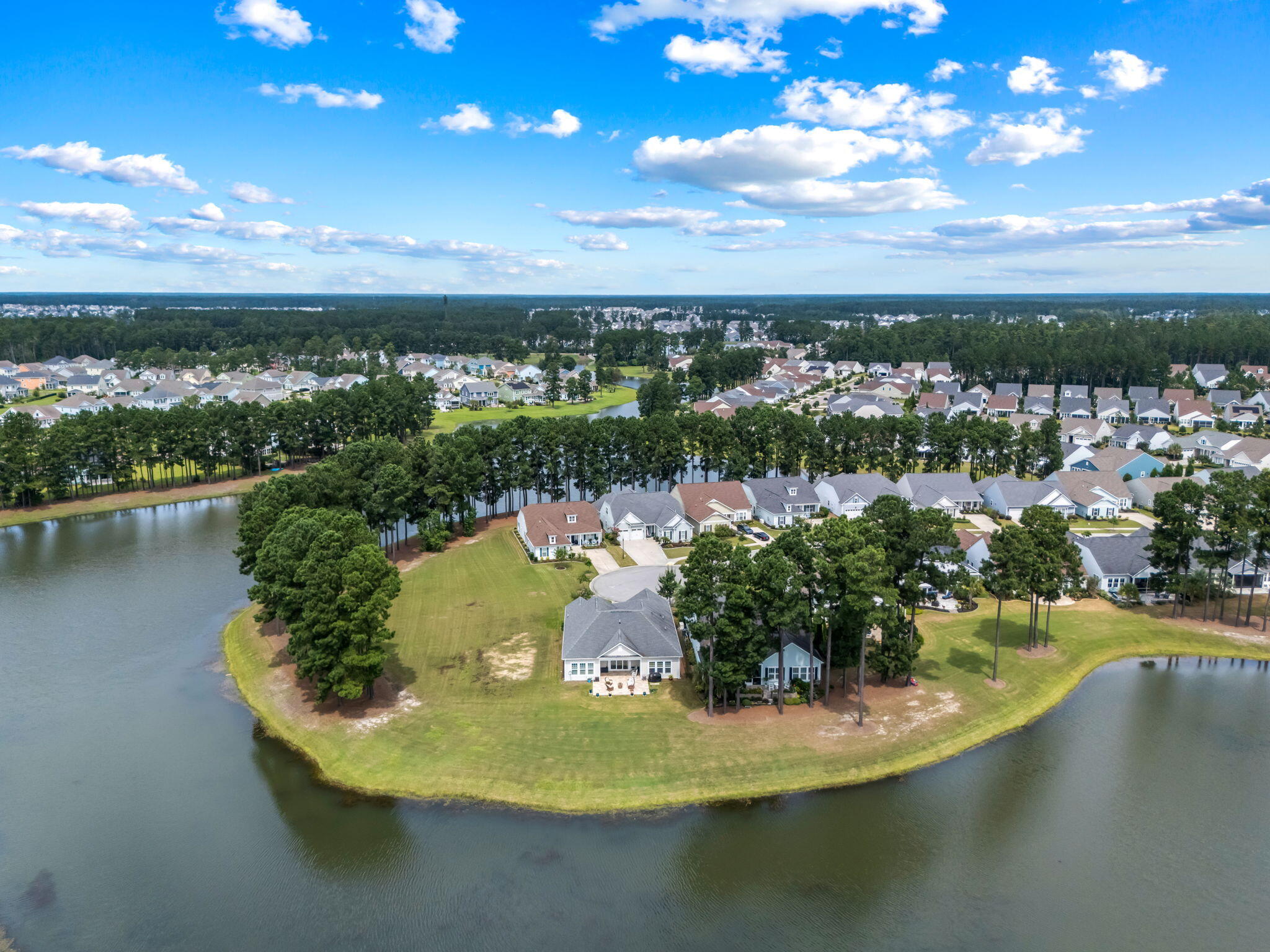 Property image 5 of 346 Fish Creek Court in Cane Bay Plantation, Summerville, SC 29486