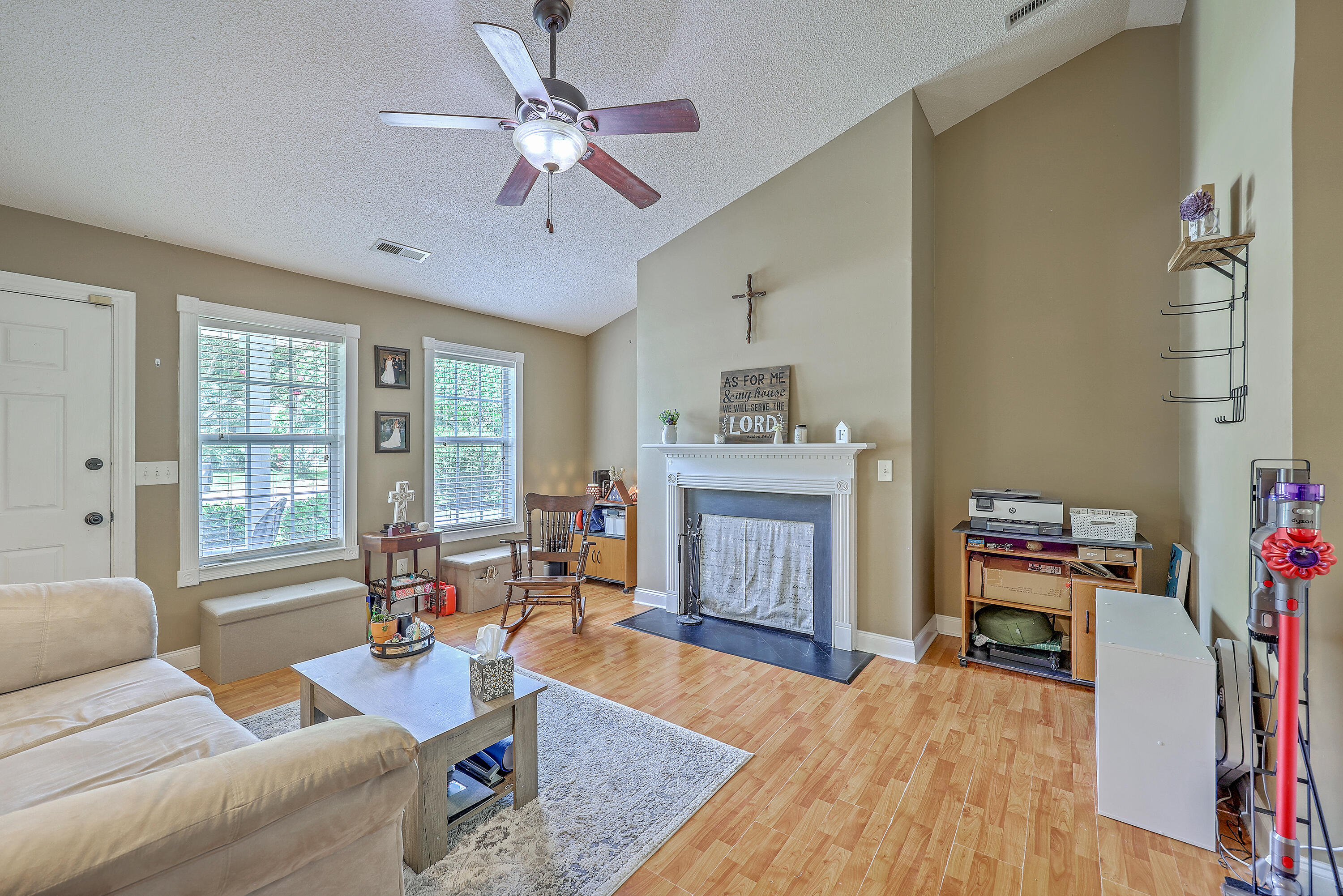 Property image 5 of 1004 Providence Way in Providence Place, Summerville, SC 29483