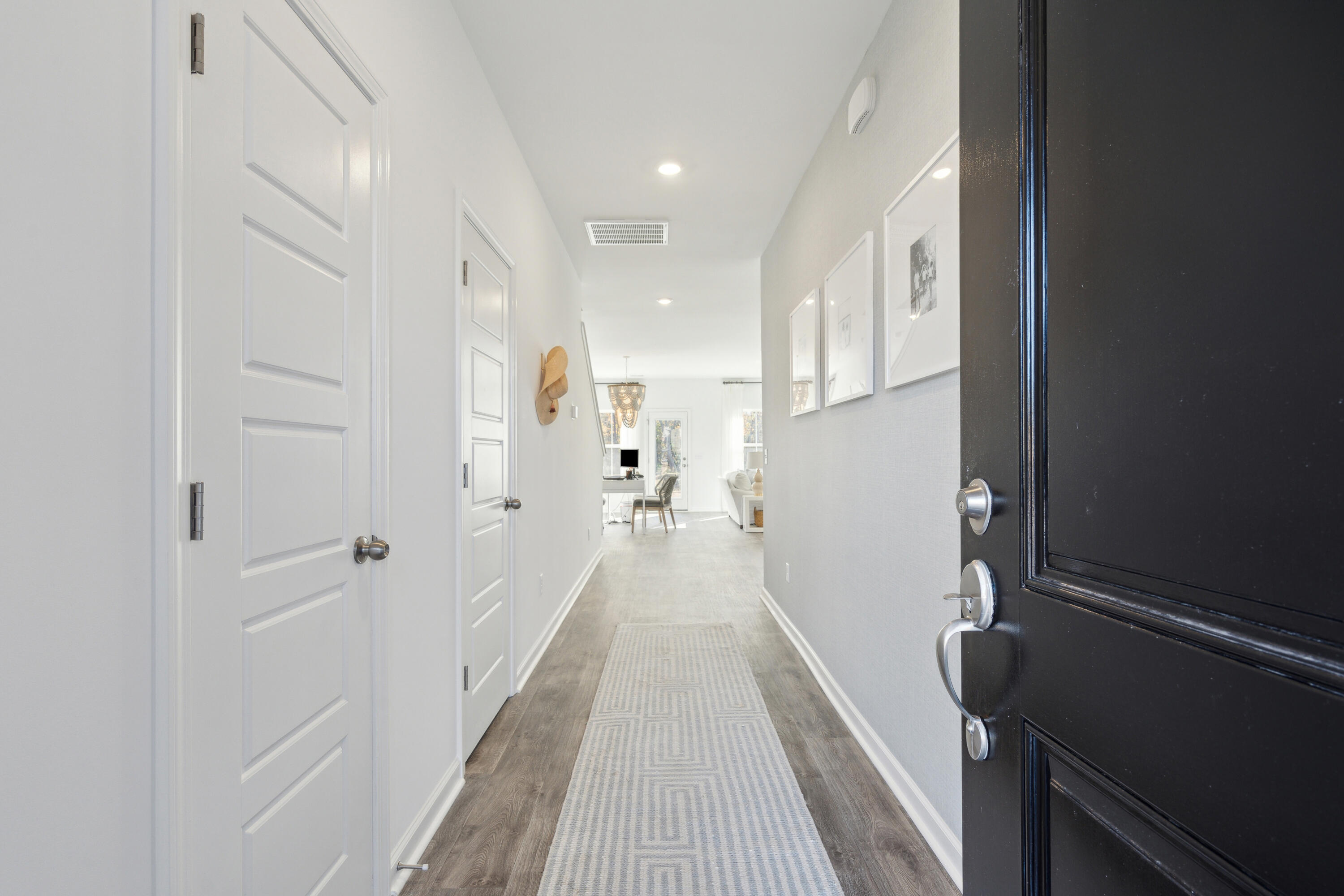 Property image 2 of 400 Tiliwa Street in Cane Bay Plantation, Summerville, SC 29486