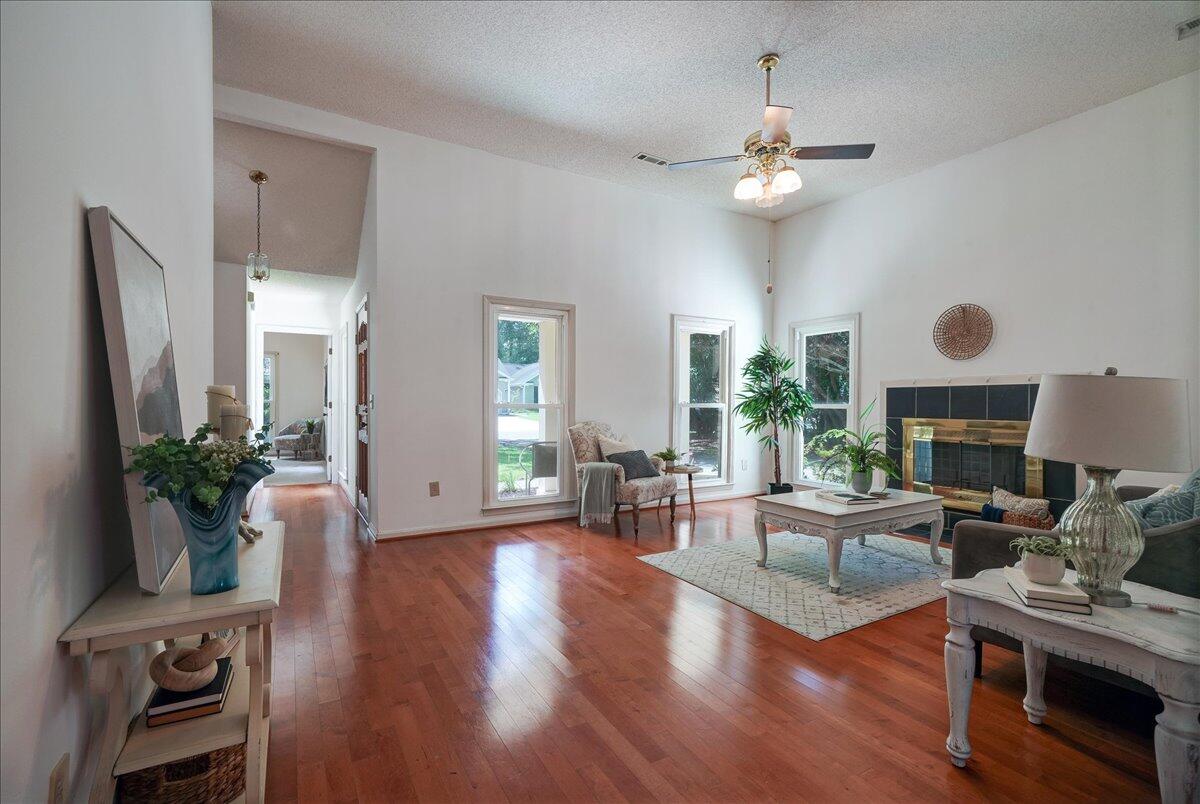 Property image 5 of 115 St Awdry Street in Summerville Place, Summerville, SC 29485
