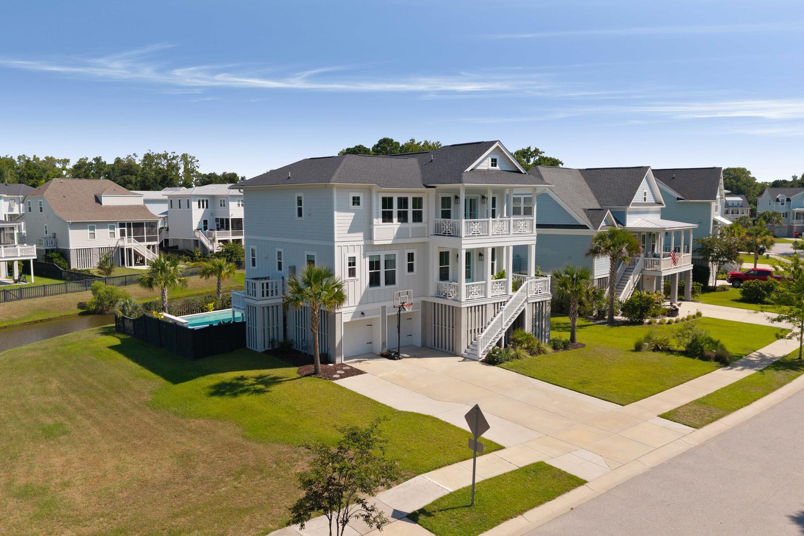 Property image 2 of 1467 Sheepshead Lane in Stratton by the Sound, Mount Pleasant, SC 29466