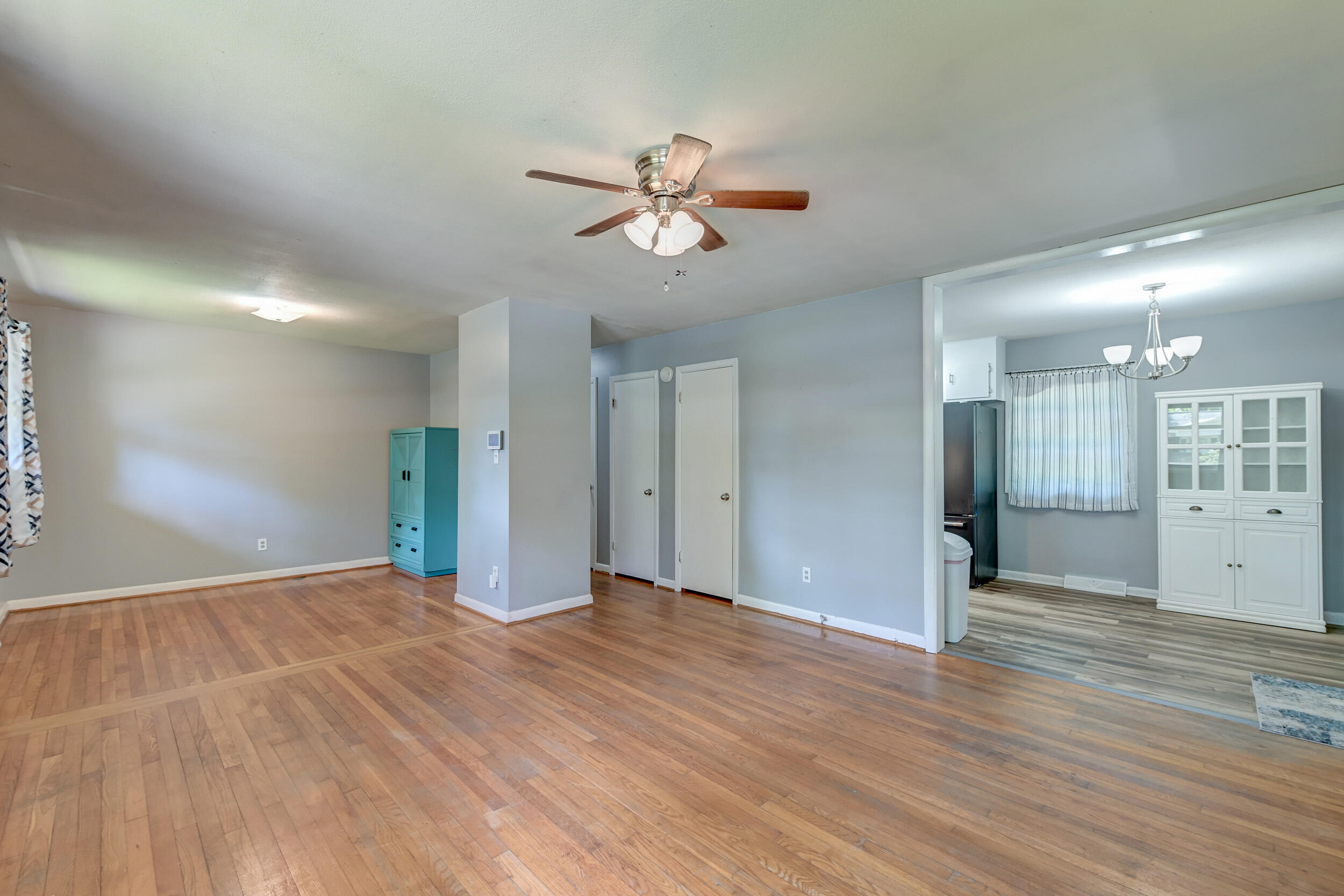 Property image 5 of 108 Helen Drive in Summerville Heights, Summerville, SC 29483