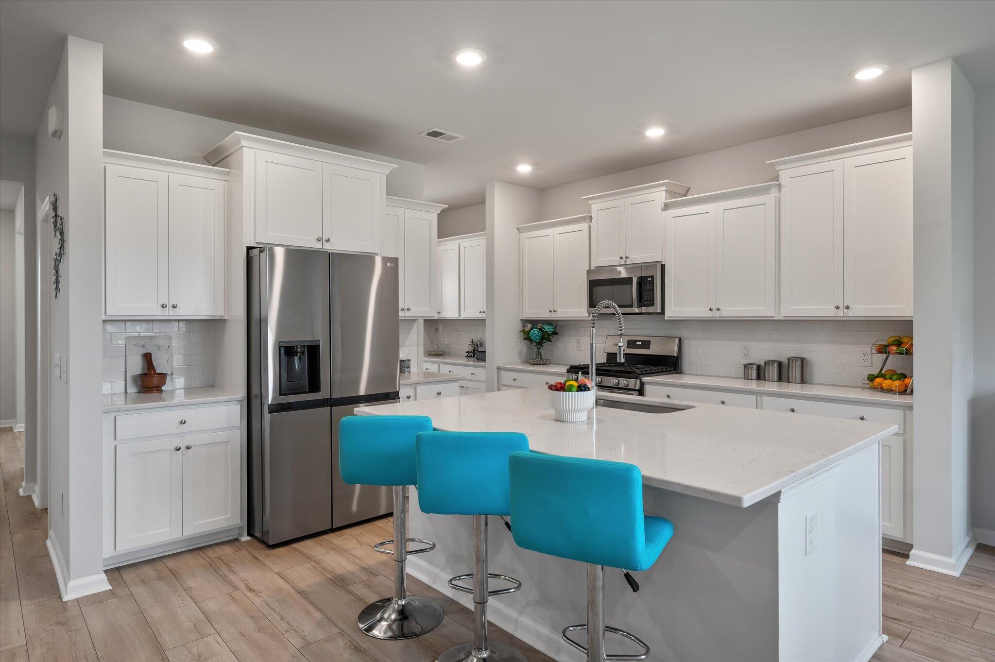 Property image 2 of 513 Richfield Way in Cane Bay Plantation, Summerville, SC 29486